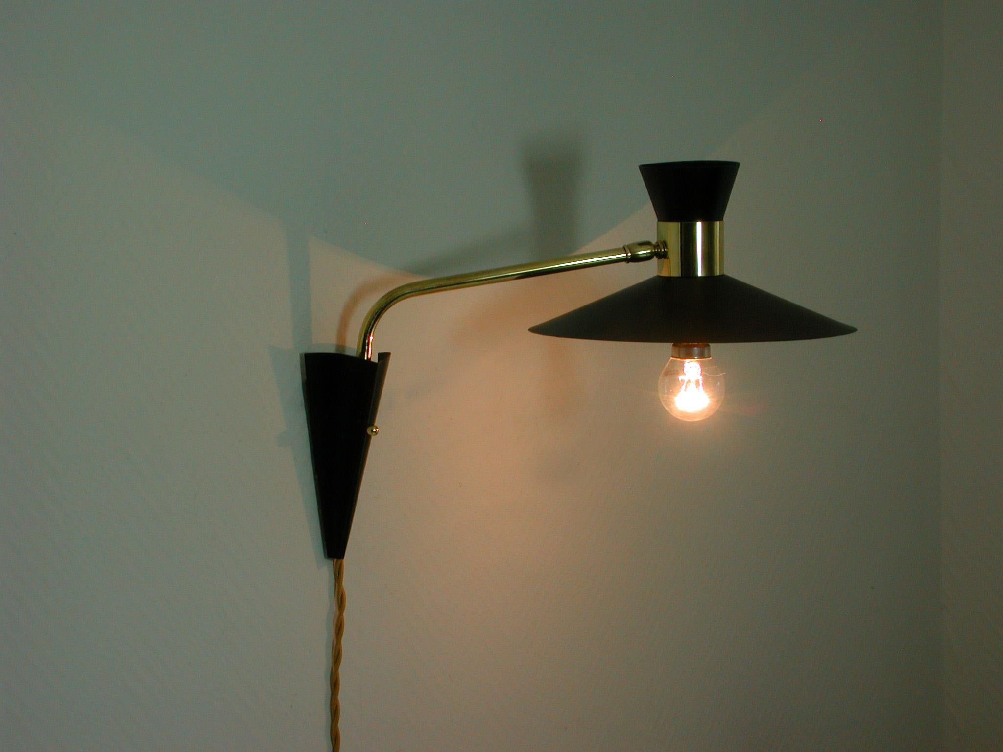 Midcentury Black and Brass Pierre Guariche Style Articulating Wall Light Sconce 4