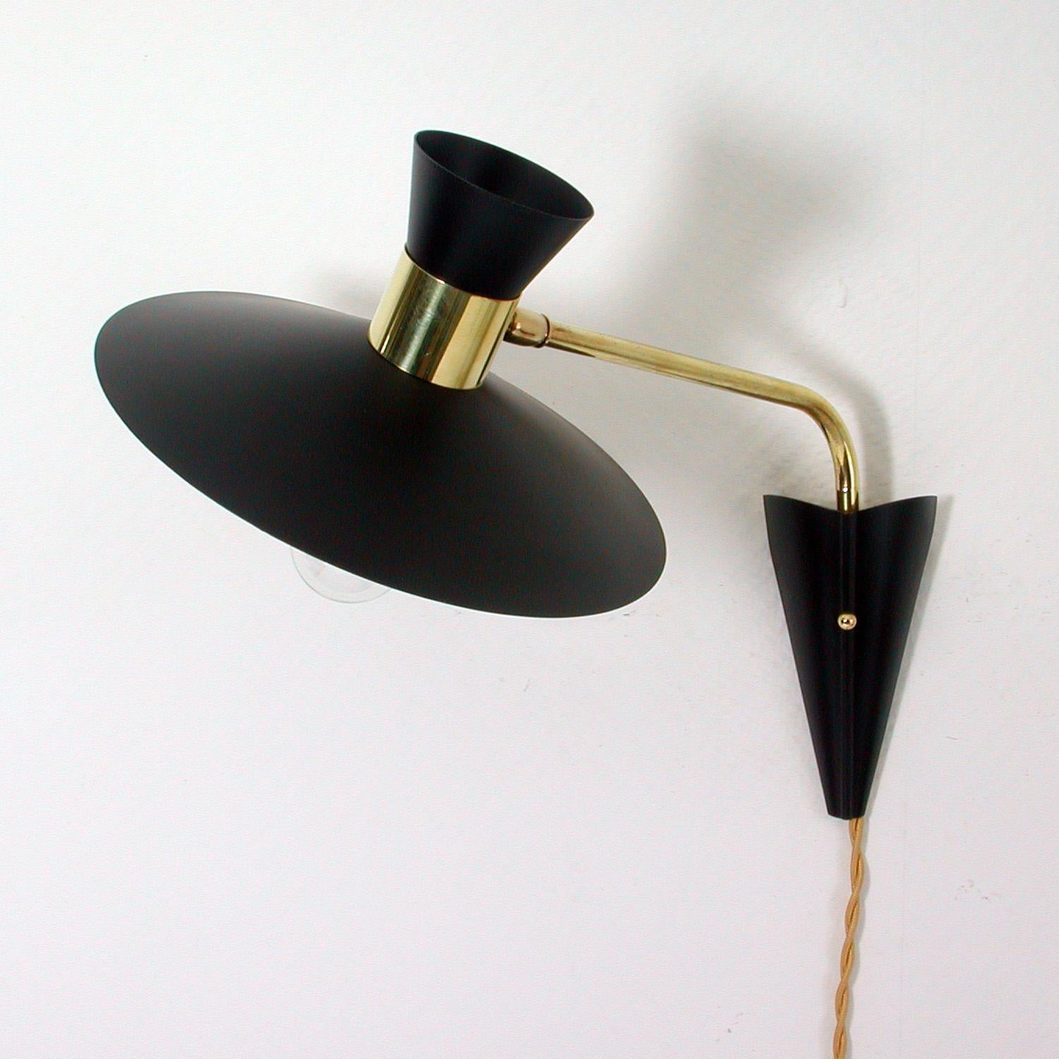Midcentury Black and Brass Pierre Guariche Style Articulating Wall Light Sconce 6