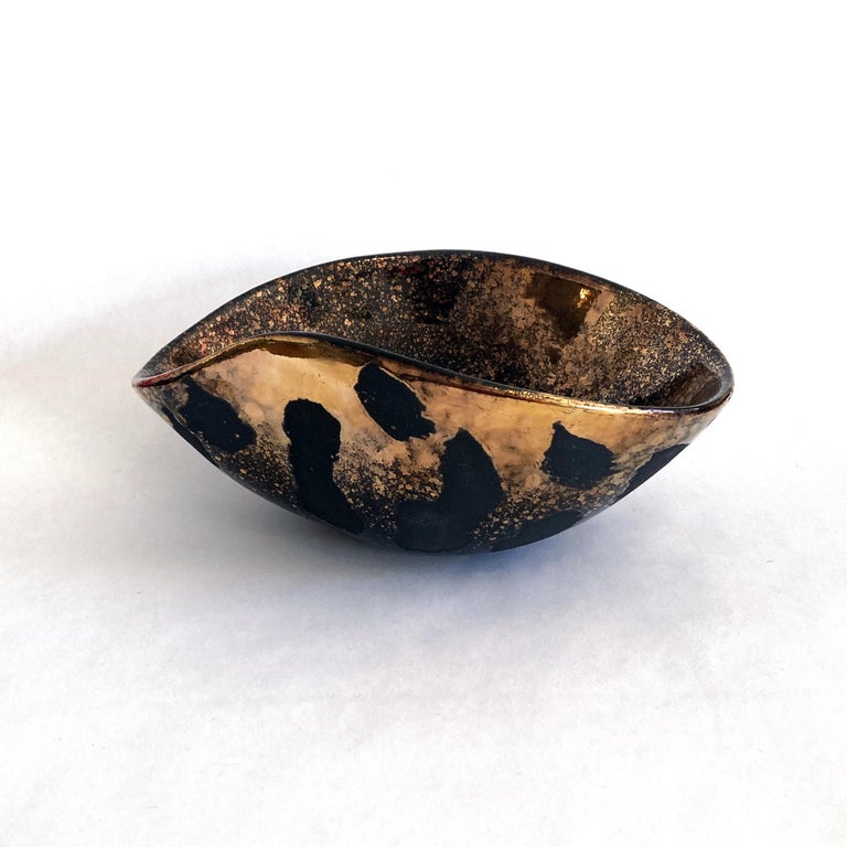 Black and Gold Westwood Ware California Pottery Ceramic Bowl Centerpiece For Sale at 1stDibs