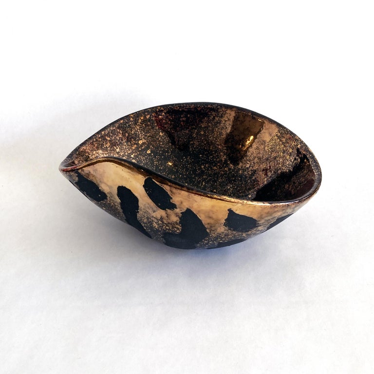 Black and Gold Westwood Ware California Pottery Ceramic Bowl