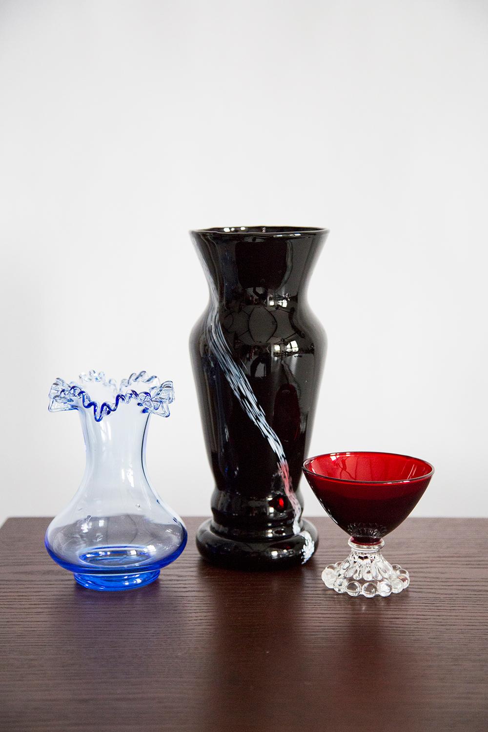 Schwarze und weiße Murano-Vase aus der Jahrhundertmitte, Europa, 1960er Jahre im Angebot 3