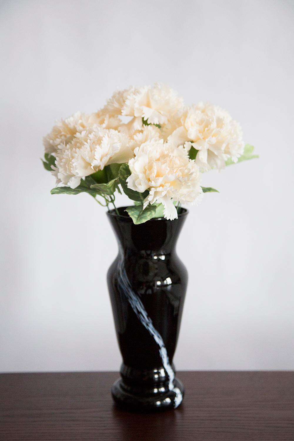Schwarze und weiße Murano-Vase aus der Jahrhundertmitte, Europa, 1960er Jahre im Angebot 4