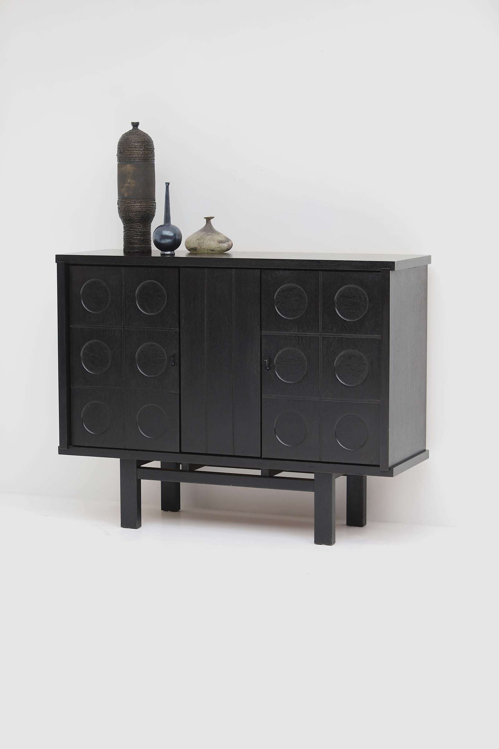 Midcentury black brutalist Oak cabinet with graphical doors 1970s In Good Condition For Sale In Antwerpen, Antwerp