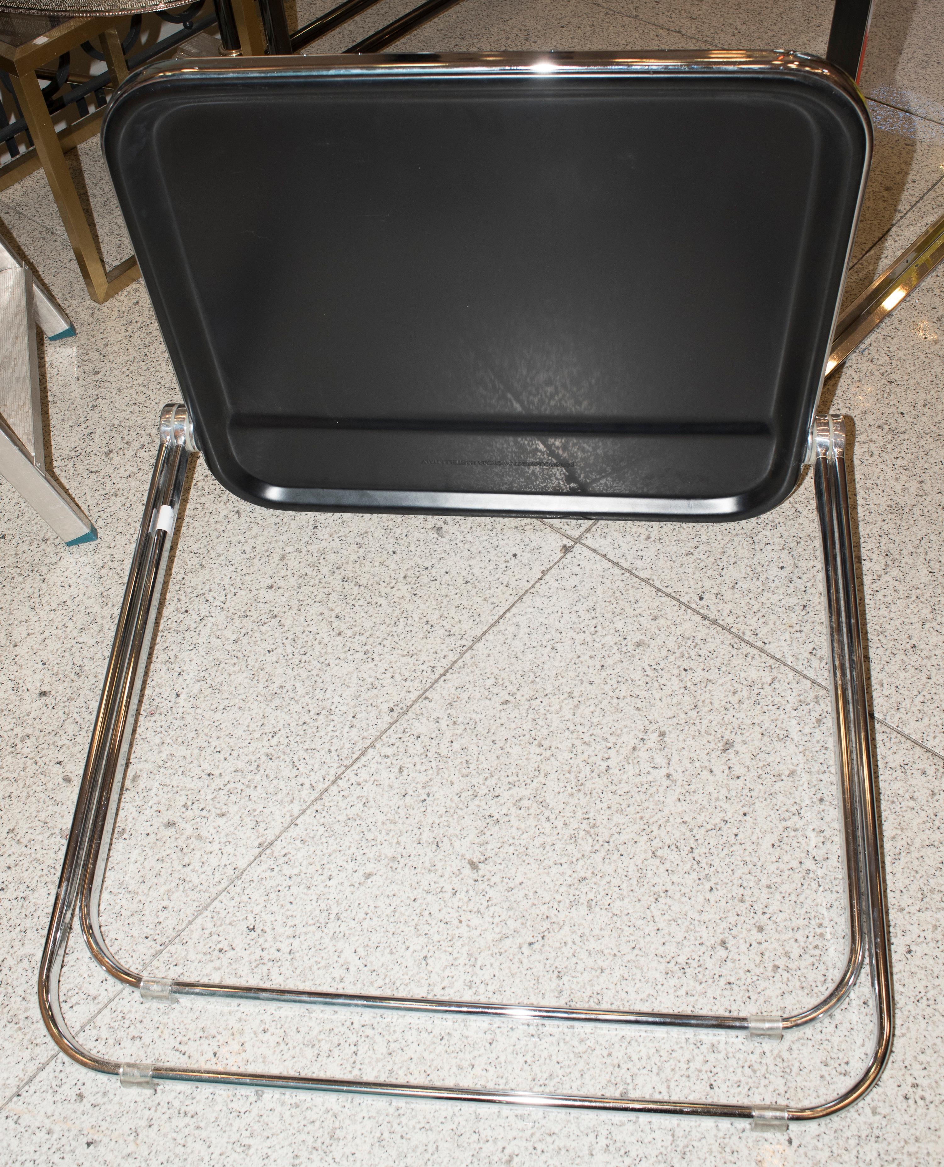 Black foldable writing desk 