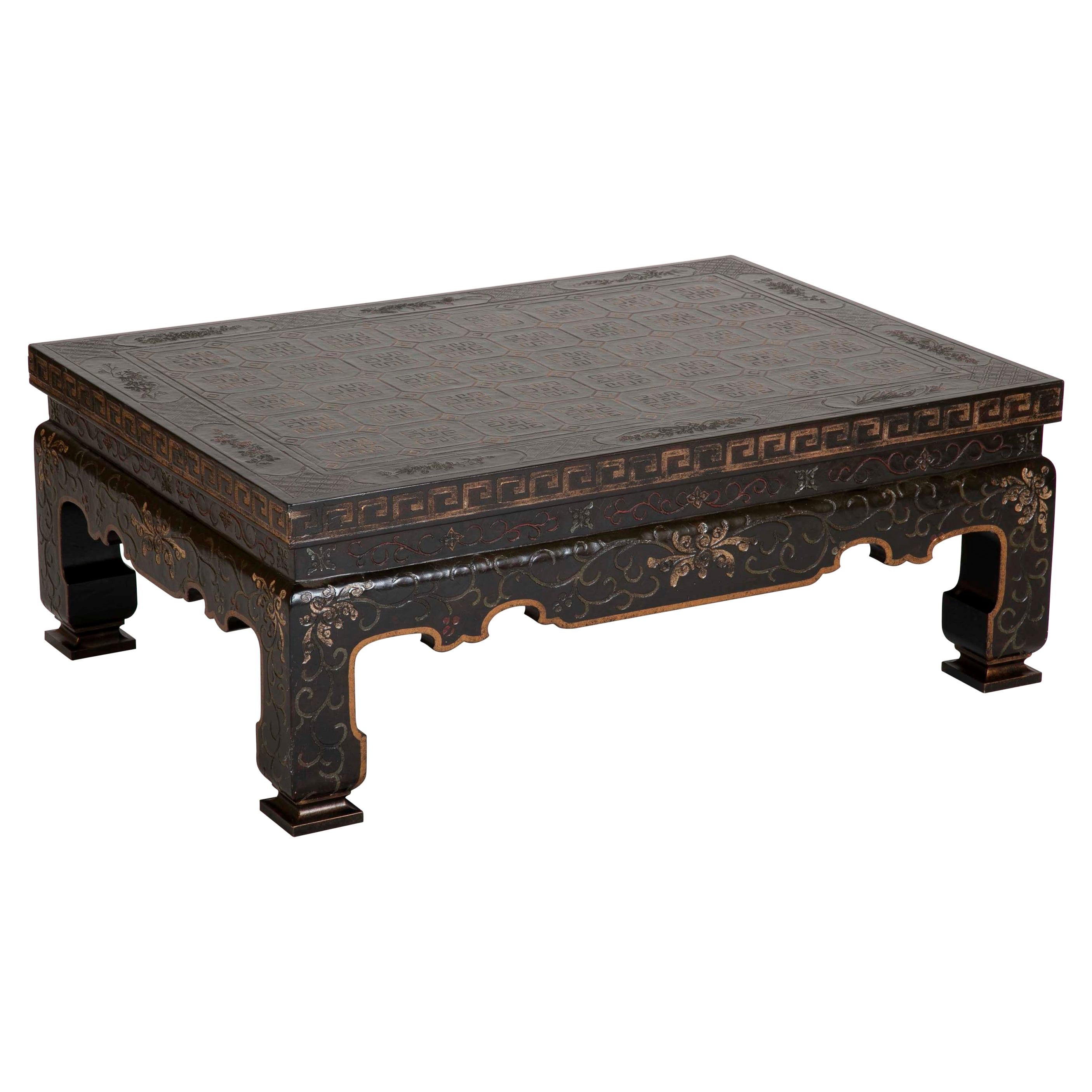 Midcentury Black Lacquer and Gilt Coffee Table with Chinoiserie Decoration