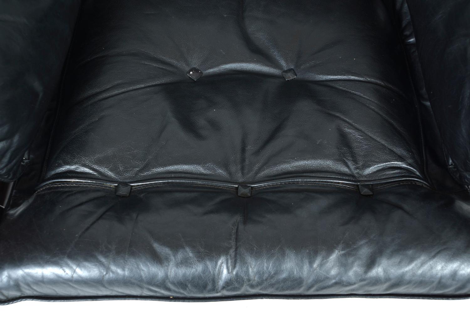Midcentury Black Leather Samurai Arm Lounge Chair Di Luciano Frigerio Italia 1971 in vendita 3
