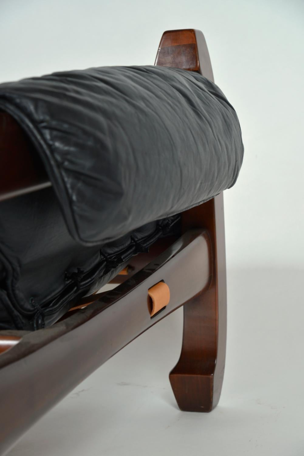 Midcentury Black Leather Samurai Arm Lounge Chair Di Luciano Frigerio Italia 1971 in vendita 7