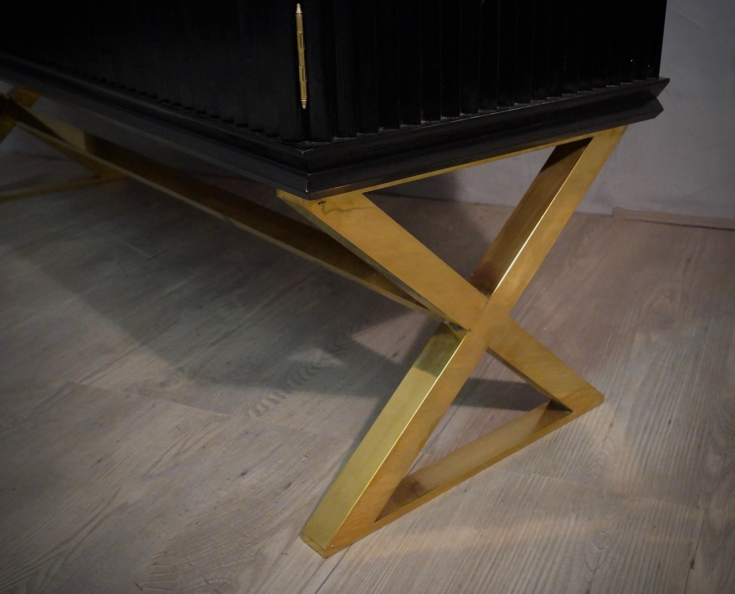 Midcentury Black Shellac and Brass Italian Sideboard, 1950 6