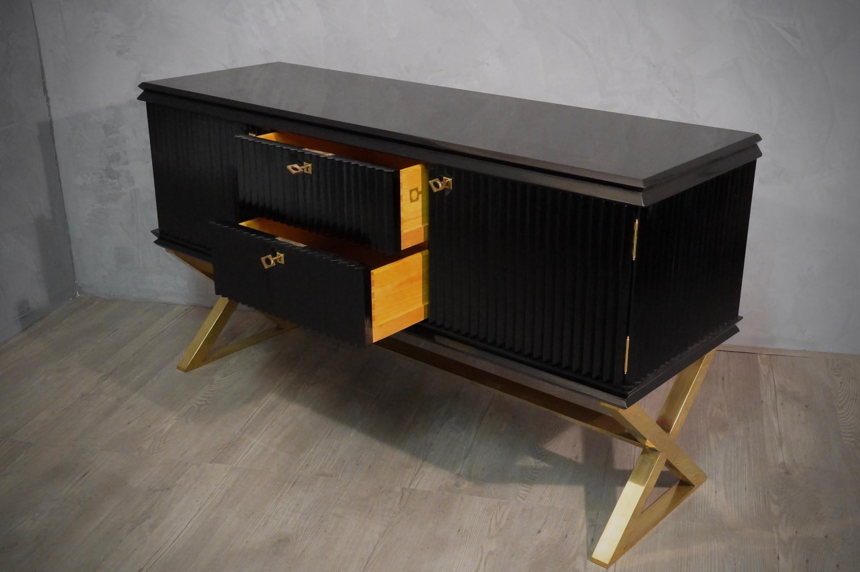 Midcentury Black Shellac and Brass Italian Sideboard, 1950 3