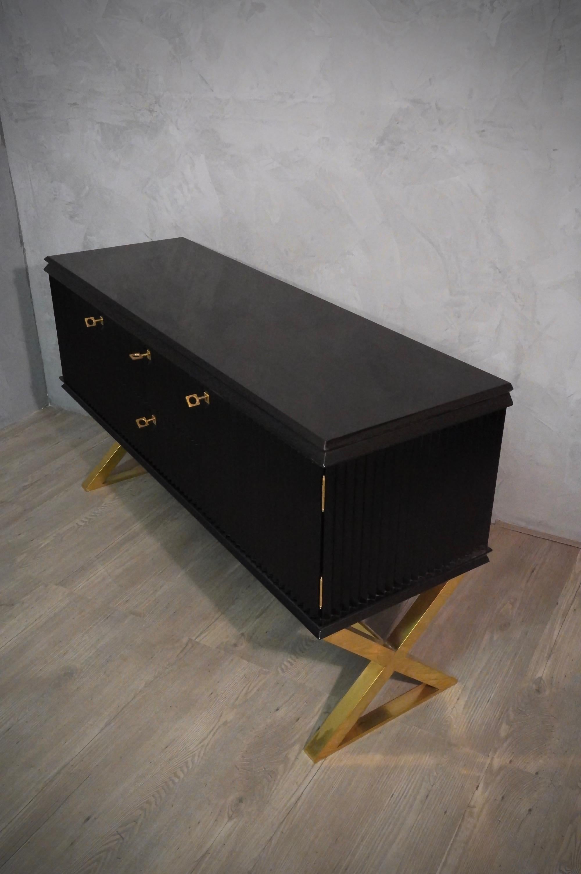 Midcentury Black Shellac and Brass Italian Sideboard, 1950 4