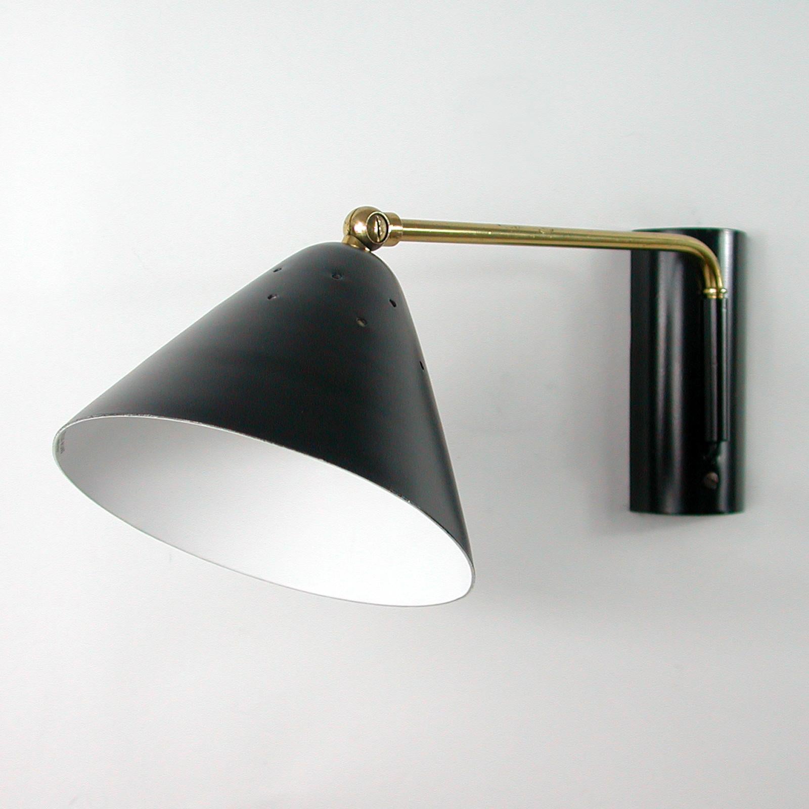 STILUX Milano Midcentury Black Articulating Wall Light, 1950s For Sale 1