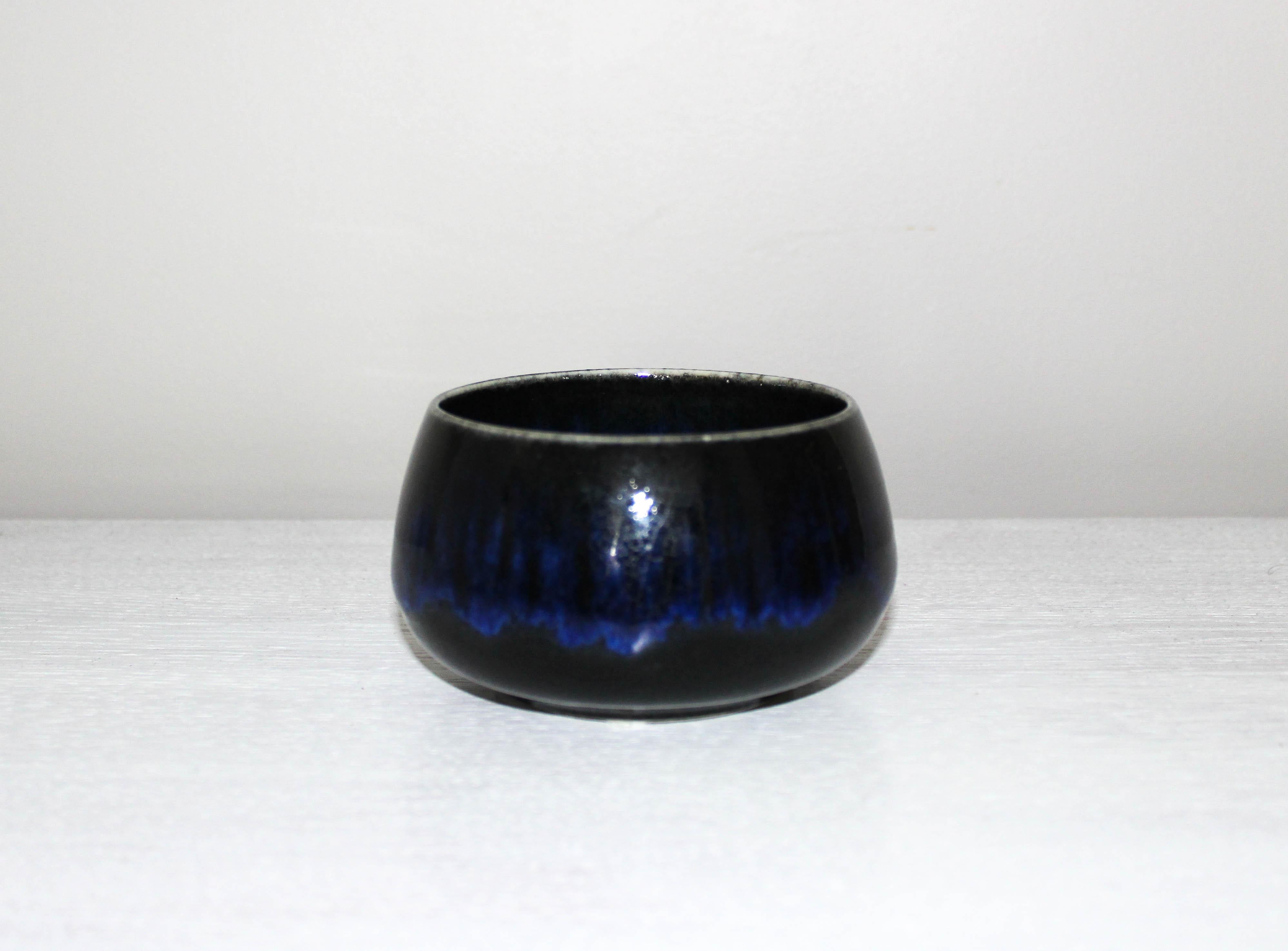 Scandinavian Modern Midcentury Blue Ceramic Bowl by Gunnar Nylund for Rörstrand For Sale