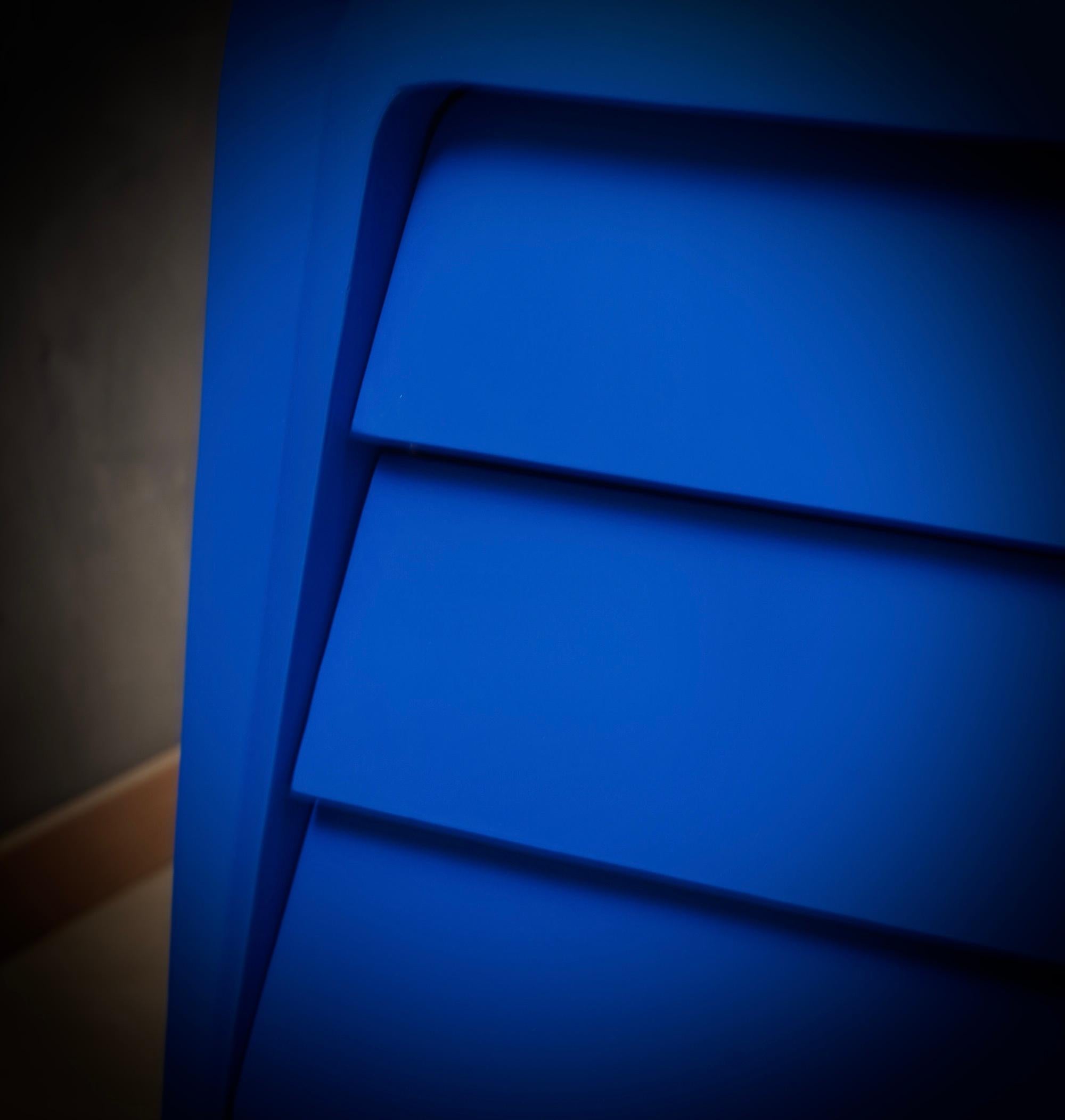 MidCentury Blue Goatskin Italian Commode Chest of Drawer, 1990 For Sale 3