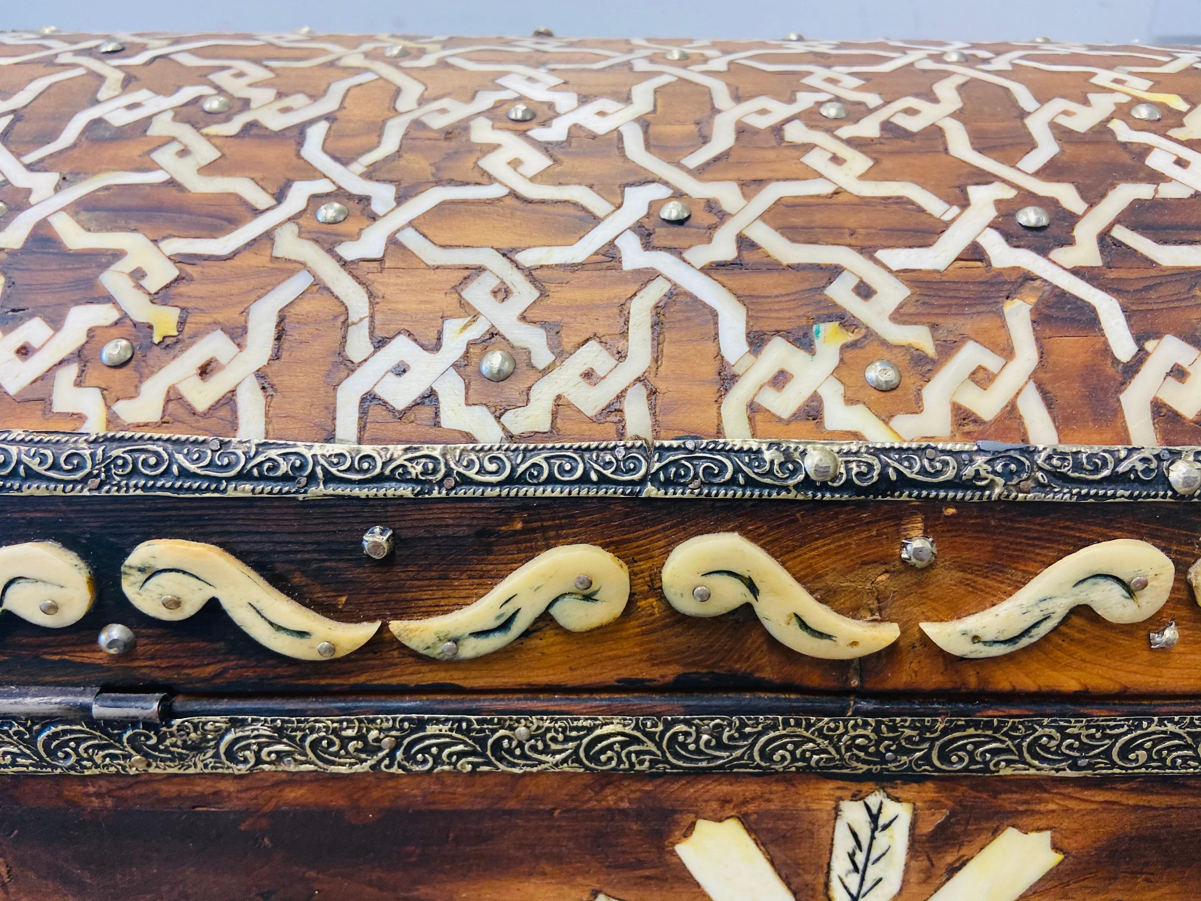 Midcentury Bone Inlaid Chest Box or Jewelry Casket For Sale 2