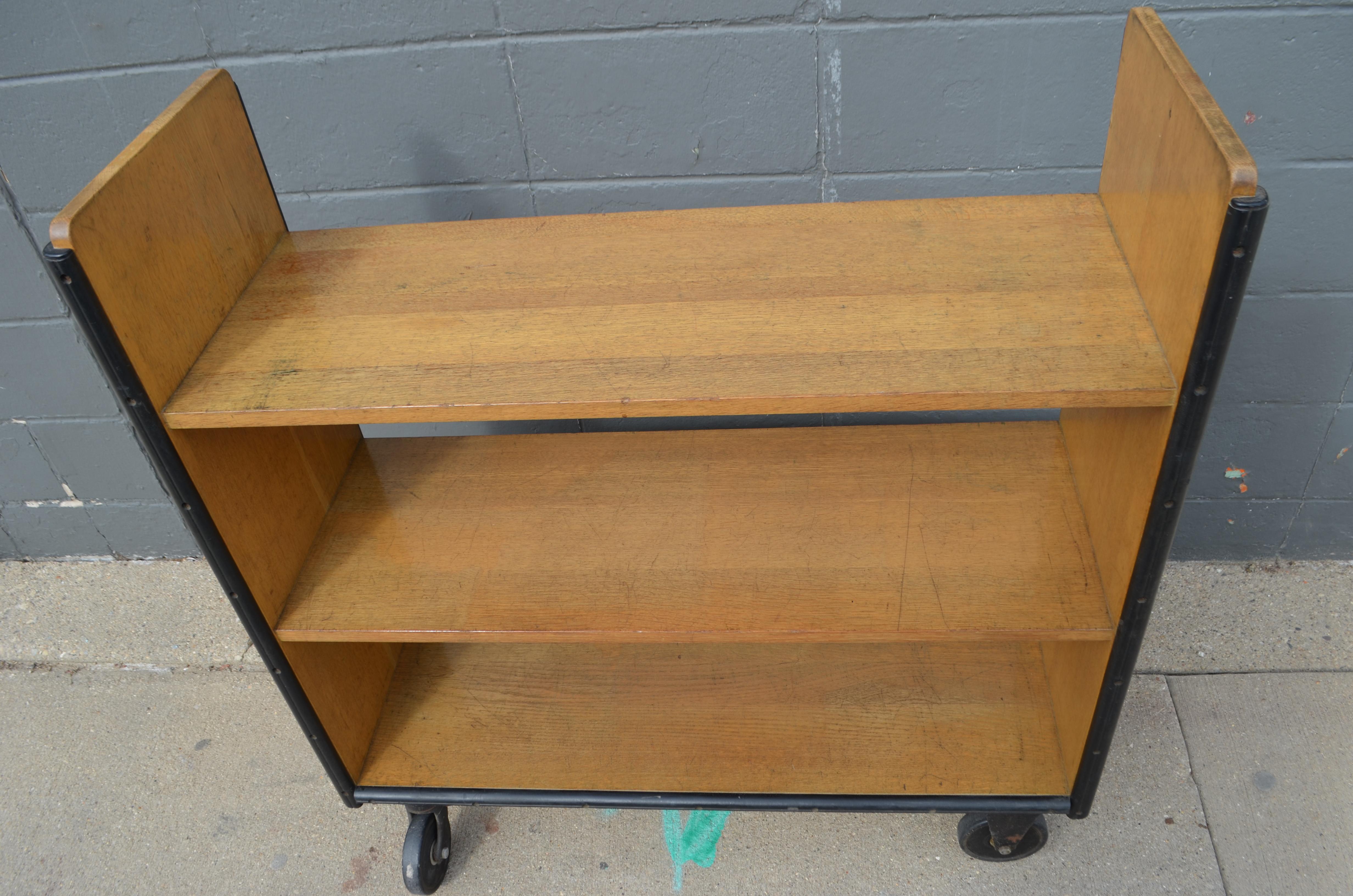 Midcentury Book Shelving Cart of Oak on Wheels from Midwestern Public Library In Good Condition In Madison, WI