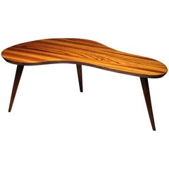 Table basse en bois zébré en forme de rein ou de boomerang:: moderne:: du milieu du siècle dernier