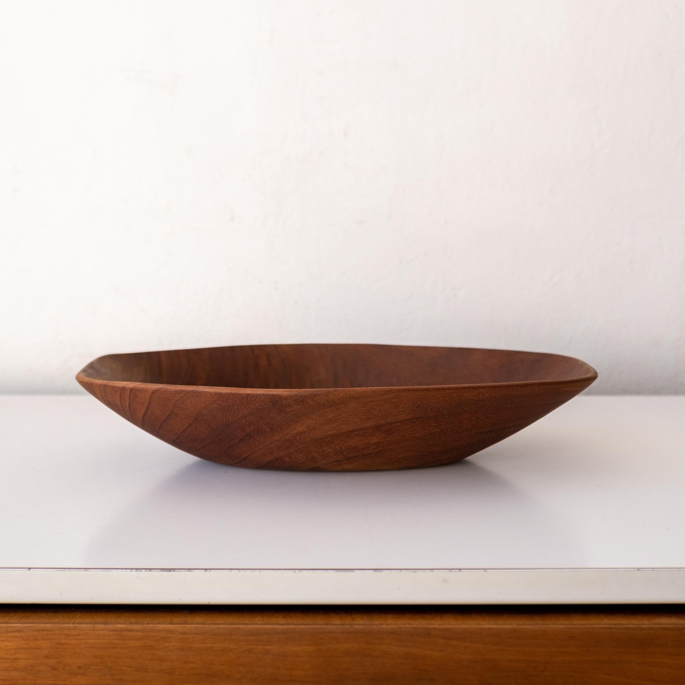 Mid-20th Century Midcentury Bowl by Mexican Modernist Don Shoemaker 1960s