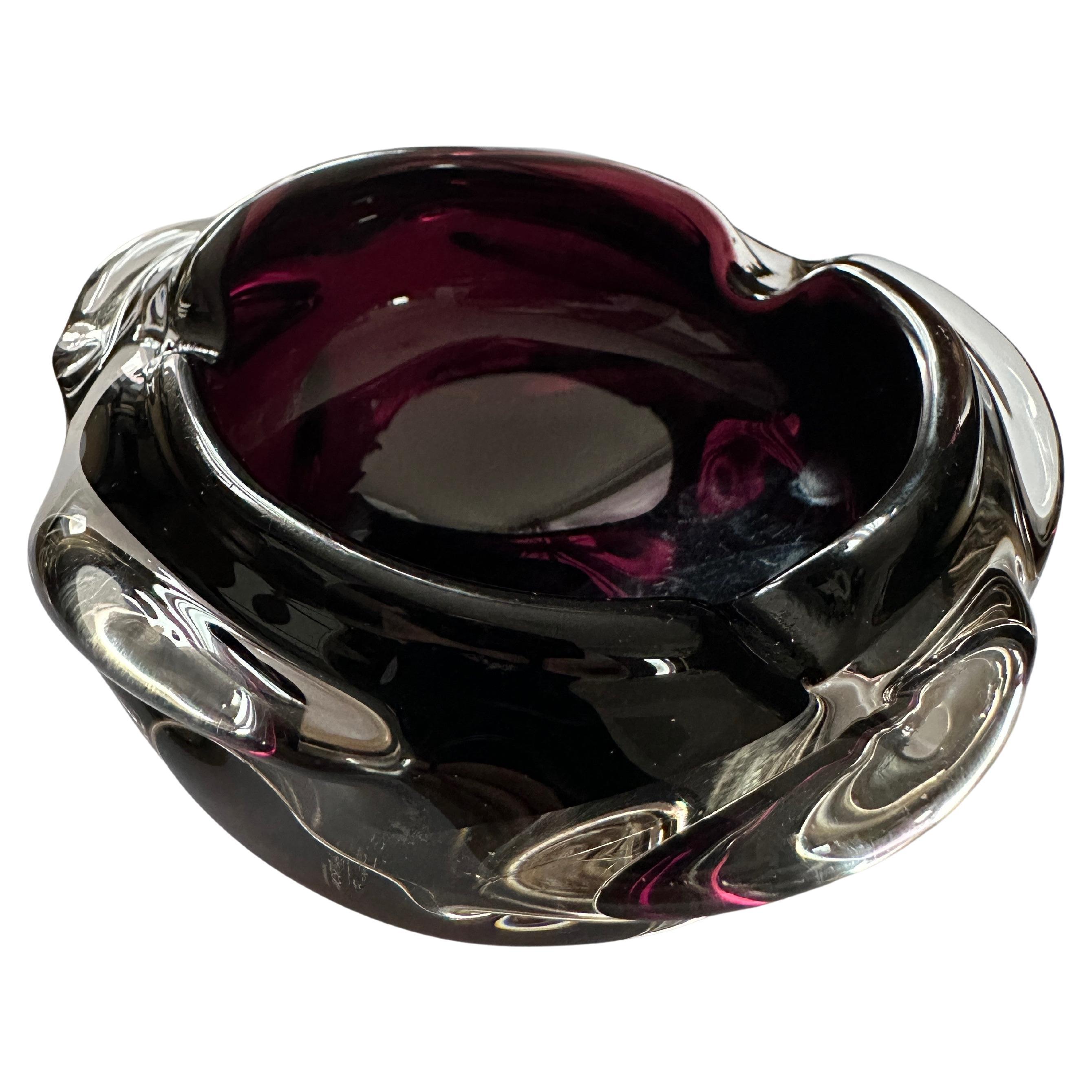 Midcentury Bowl in Dark Burgundy Color, 1960s For Sale