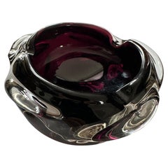 Vintage Midcentury Bowl in Dark Burgundy Color, 1960s