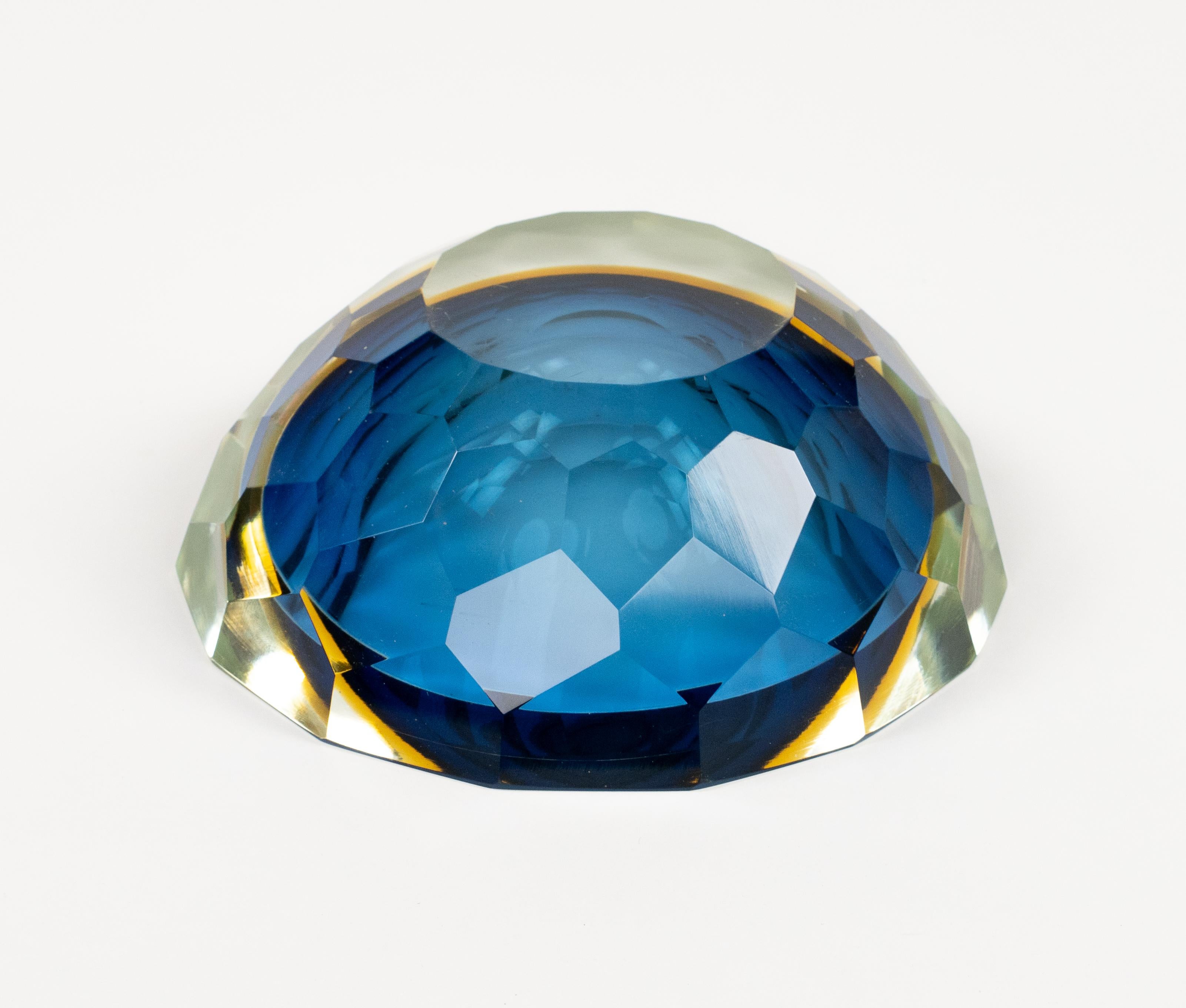 Midcentury Bowl Murano Glass Sommerso by Alessandro Mandruzzato, Italy 1970s For Sale 5