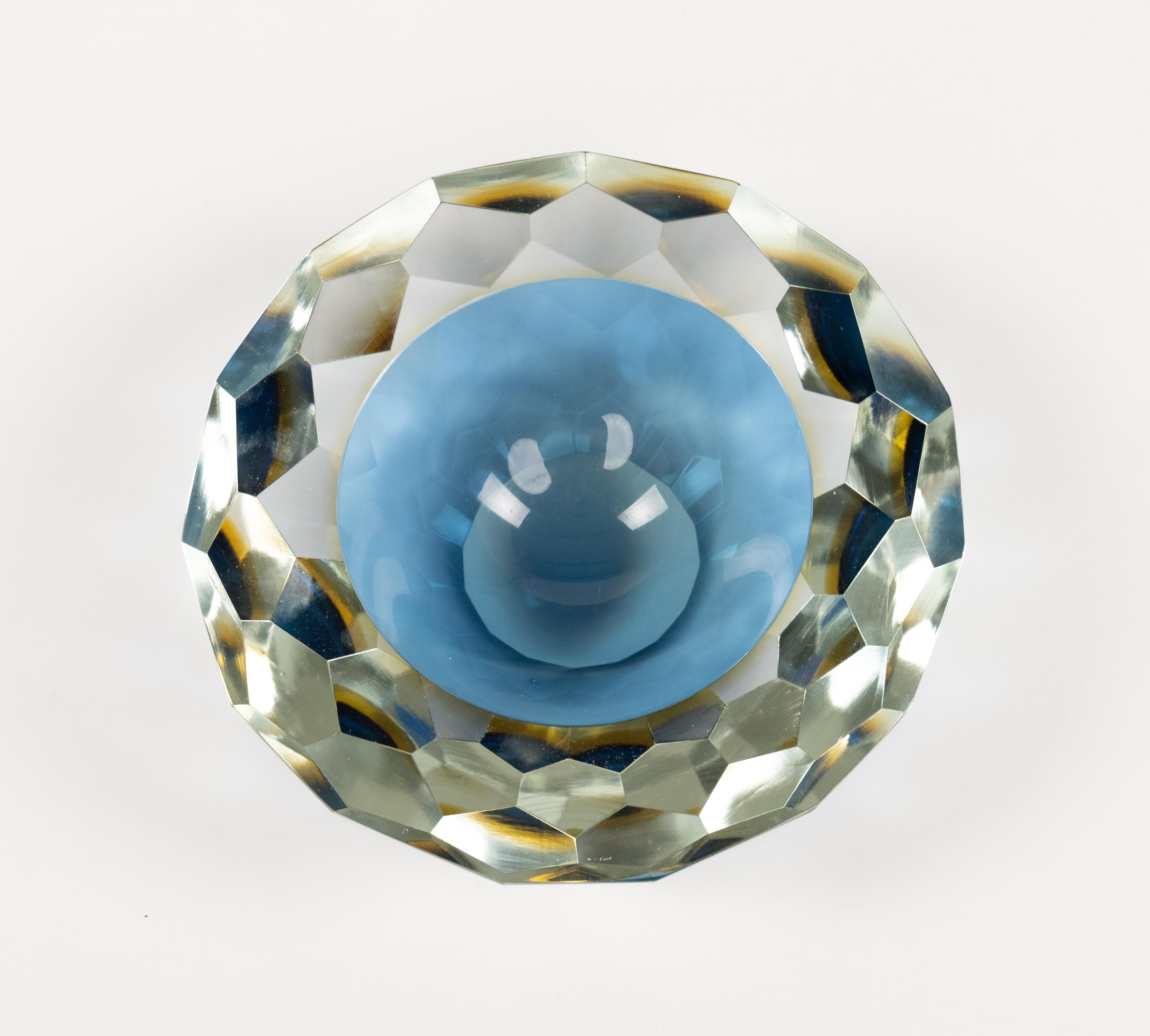 Midcentury Bowl Murano Glass Sommerso by Alessandro Mandruzzato, Italy 1970s For Sale 7