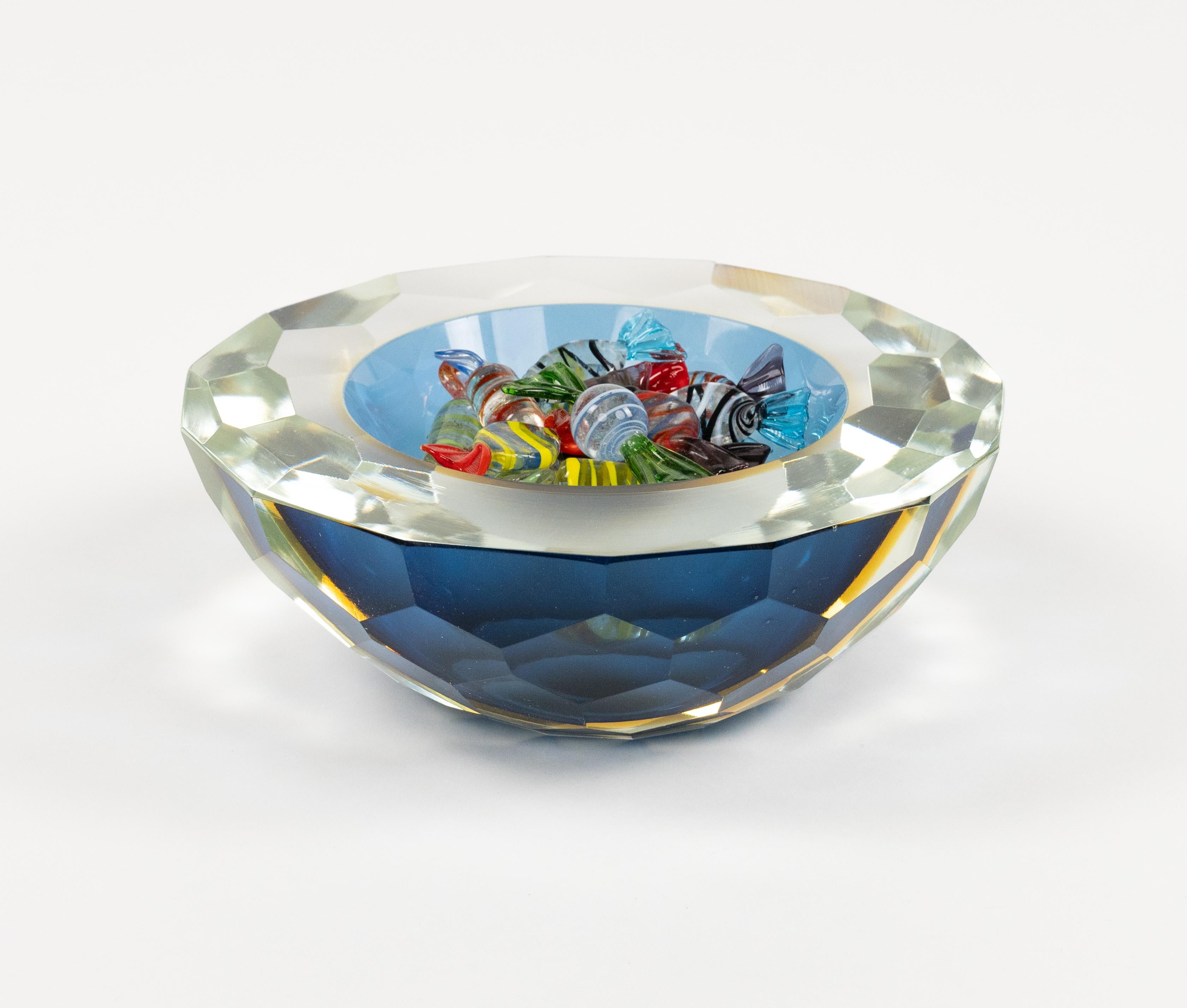 Midcentury Bowl Murano Glass Sommerso by Alessandro Mandruzzato, Italy 1970s For Sale 2