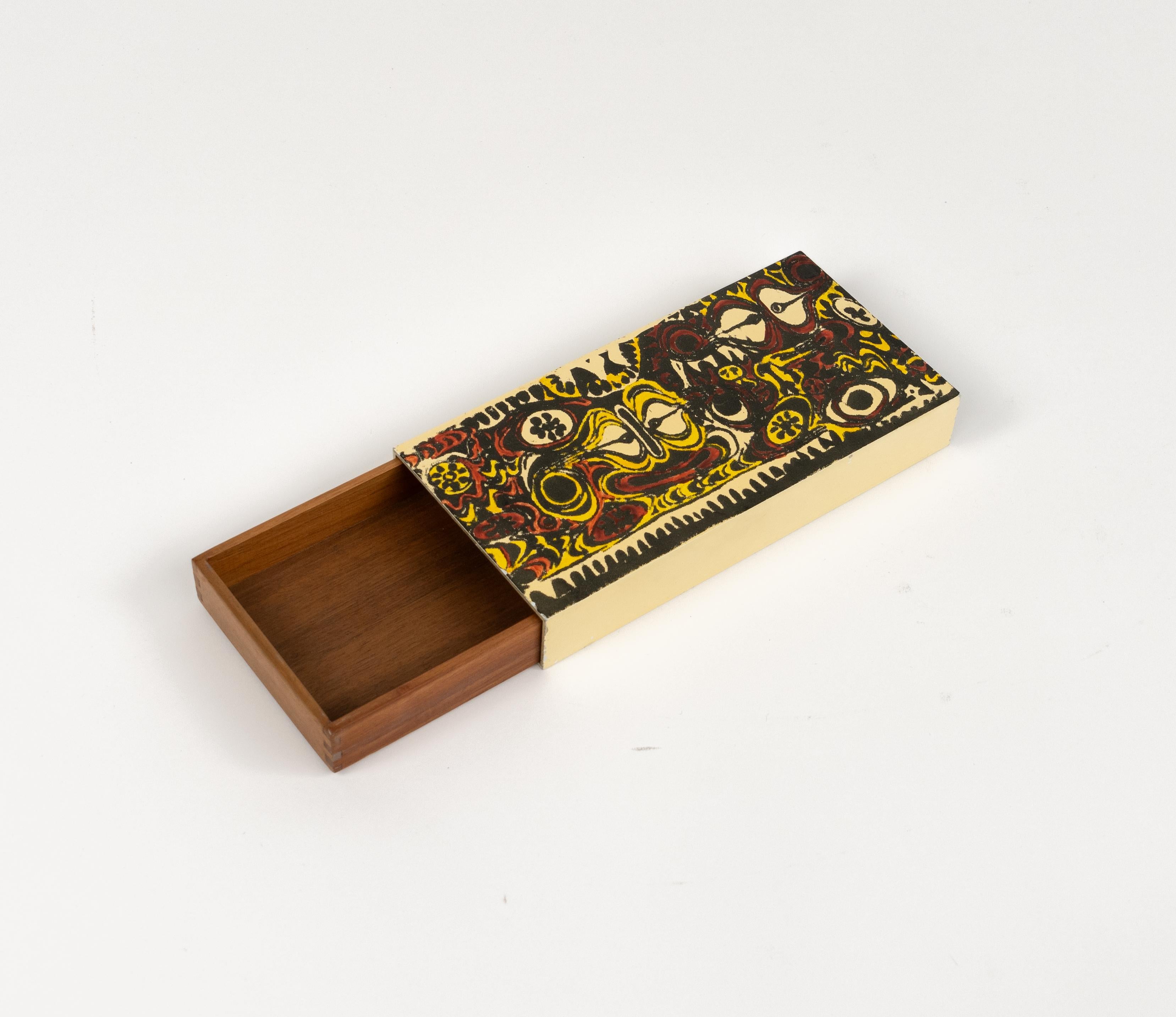 Midcentury Box in Enameled Metal and Wood Att. Piero Fornasetti, Italy 1960s In Good Condition For Sale In Rome, IT