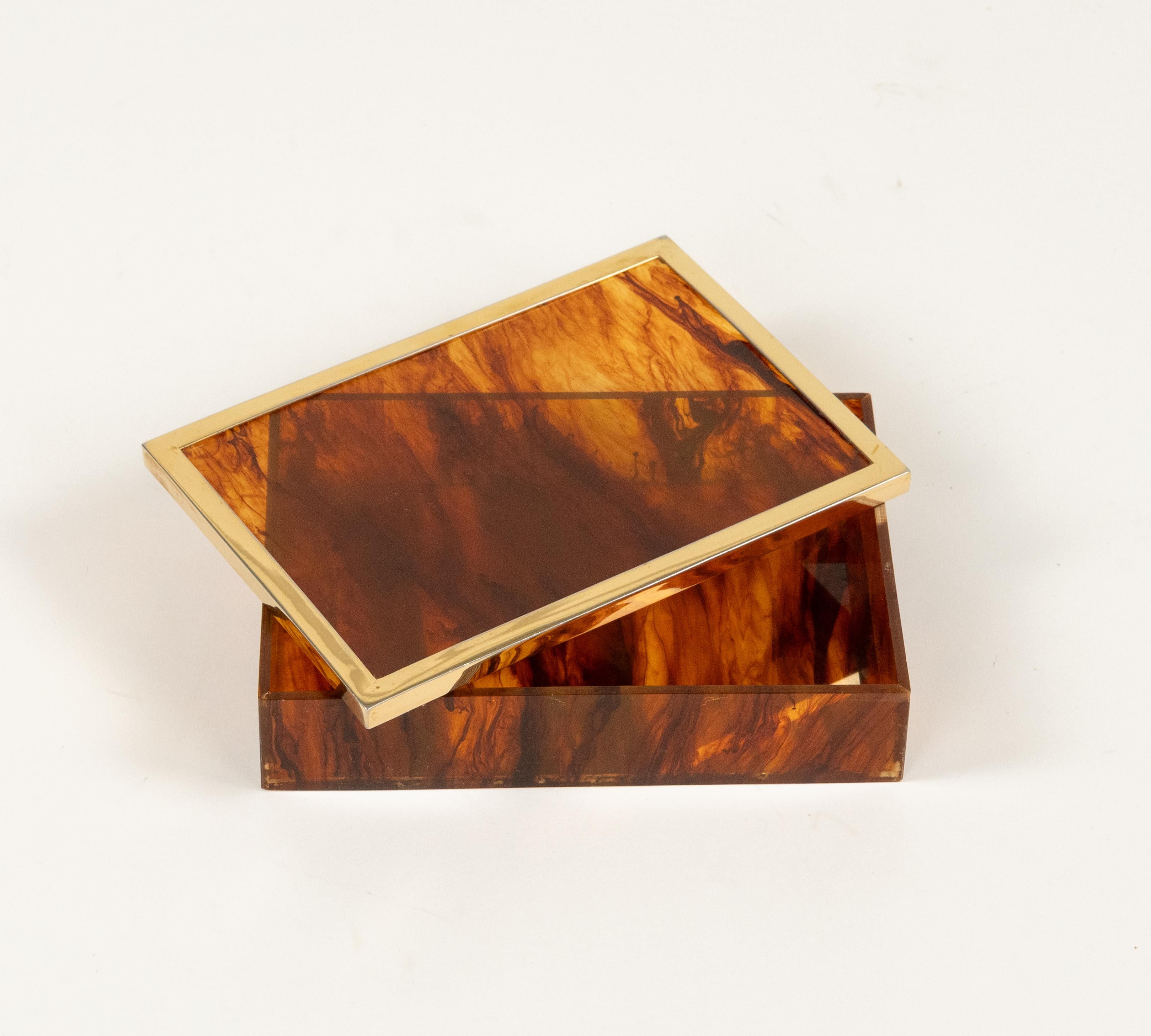 Midcentury Box in Faux Tortoiseshell Lucite Christian Dior Style, Italy 1970s For Sale 4