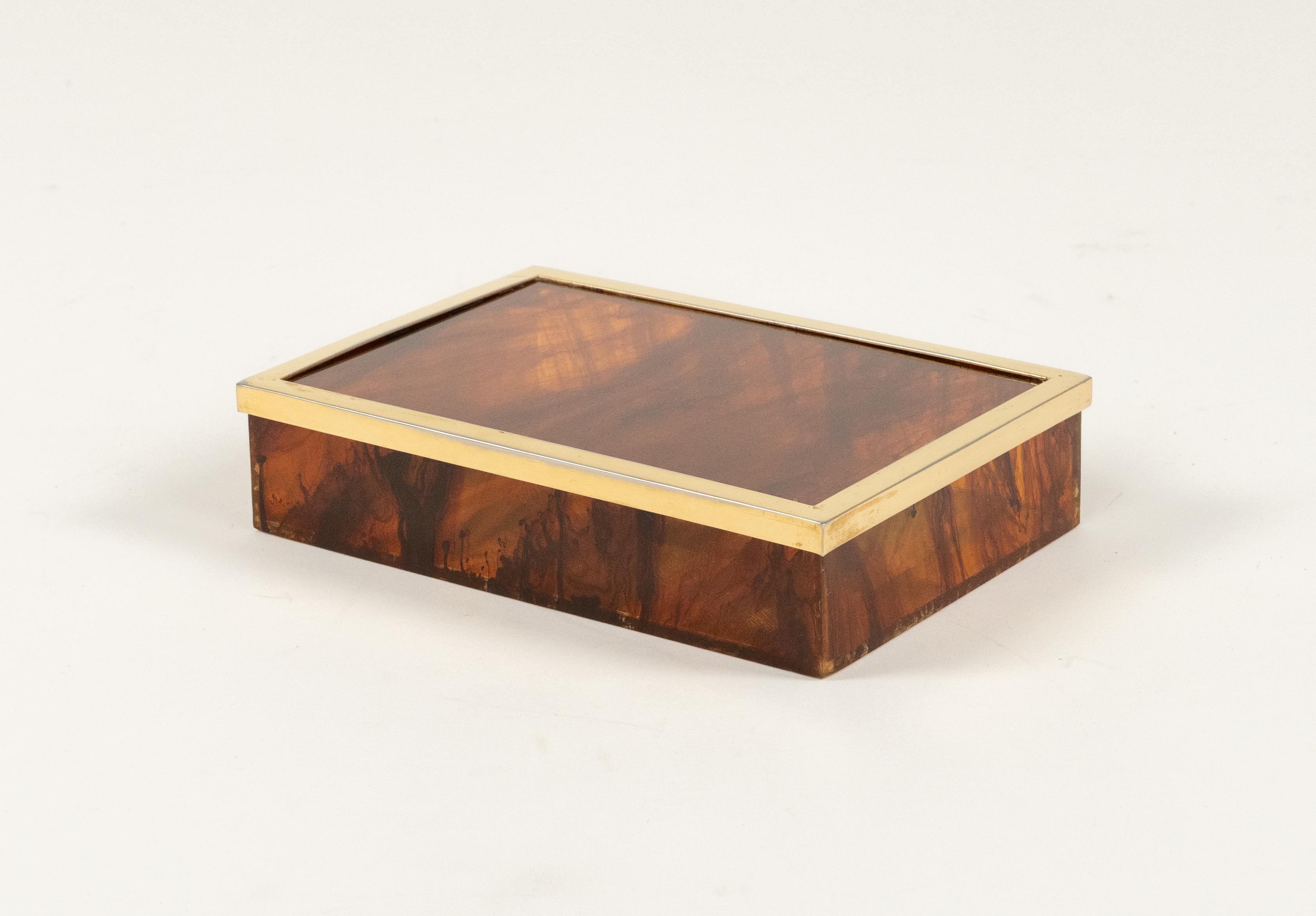 Midcentury Box in Faux Tortoiseshell Lucite Christian Dior Style, Italy 1970s For Sale 1