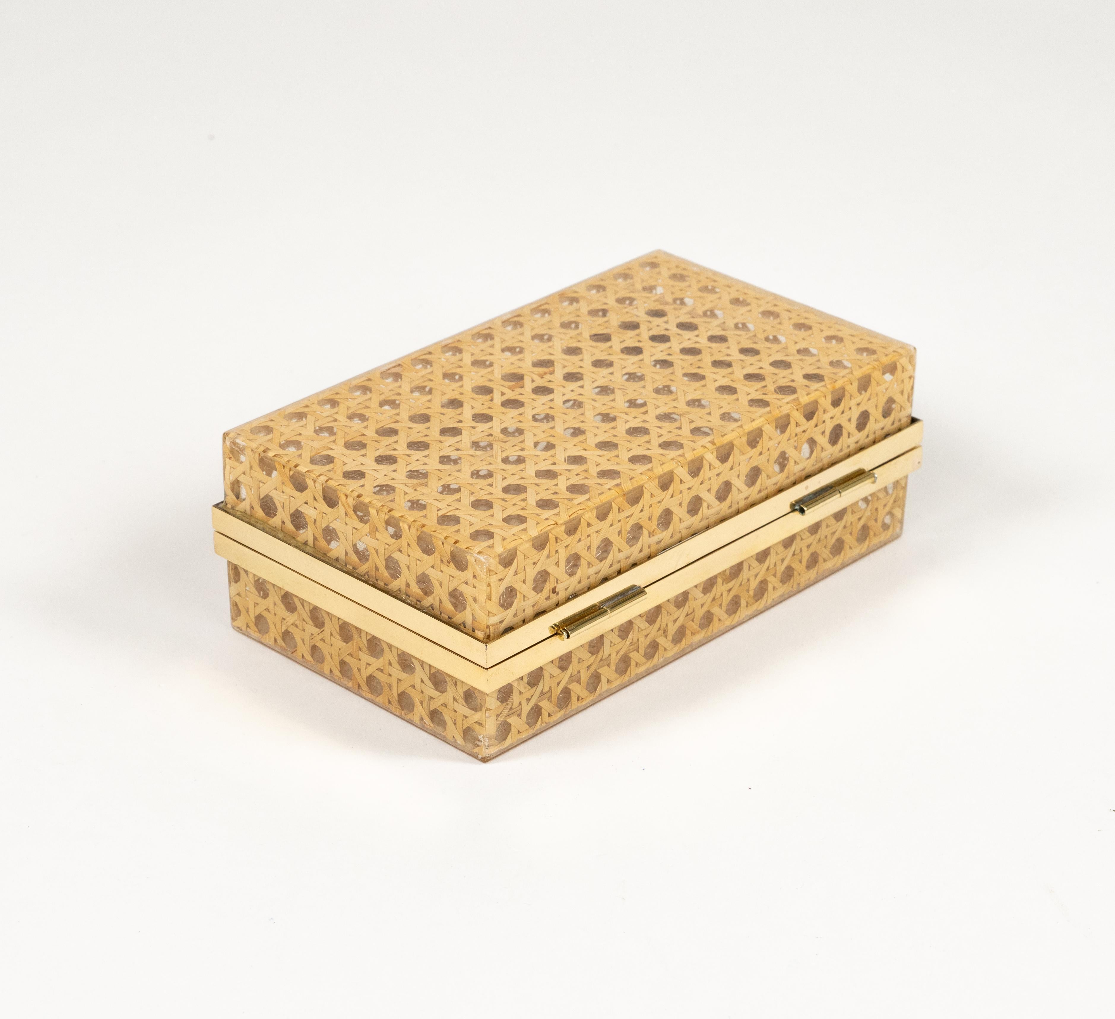 Midcentury Box in Lucite, Rattan and Brass Christian Dior Style, Italy 1970s For Sale 5