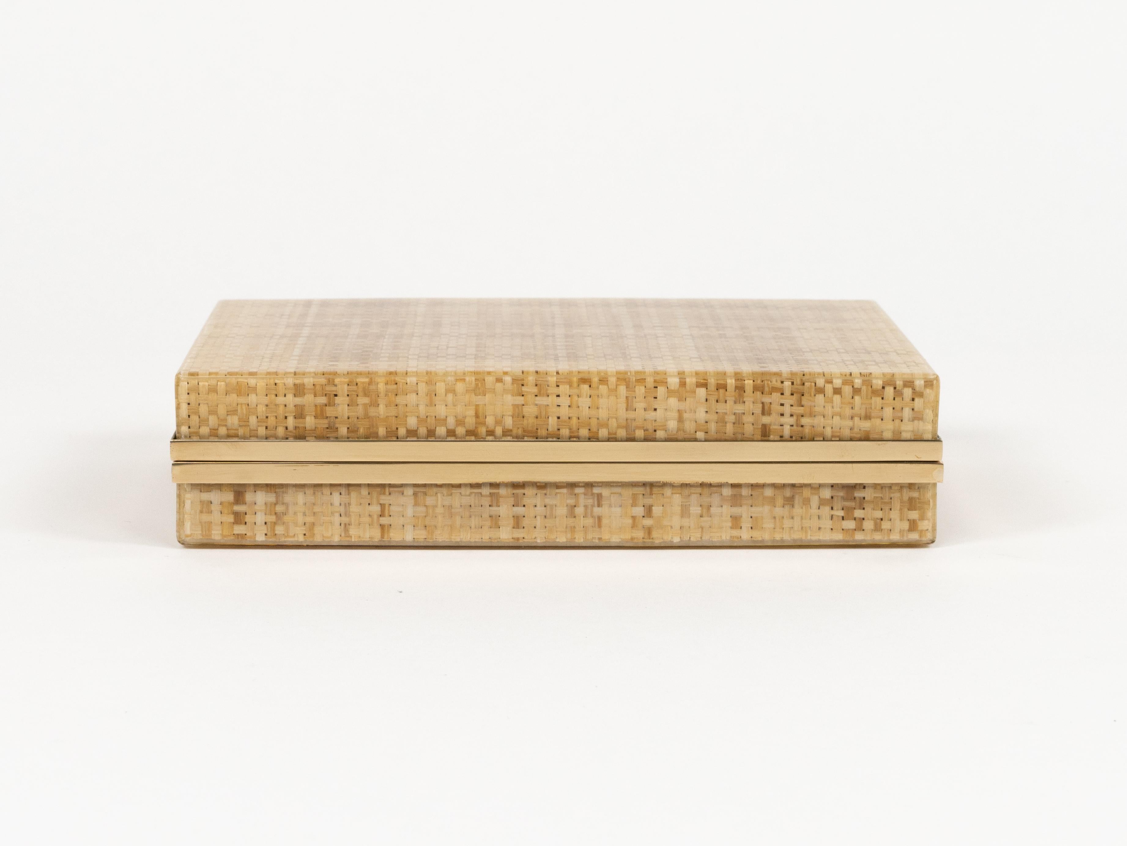 Midcentury Box aus Lucite, Weide und Messing im Stil von Christian Dior, Italien 1970er (Italienisch) im Angebot