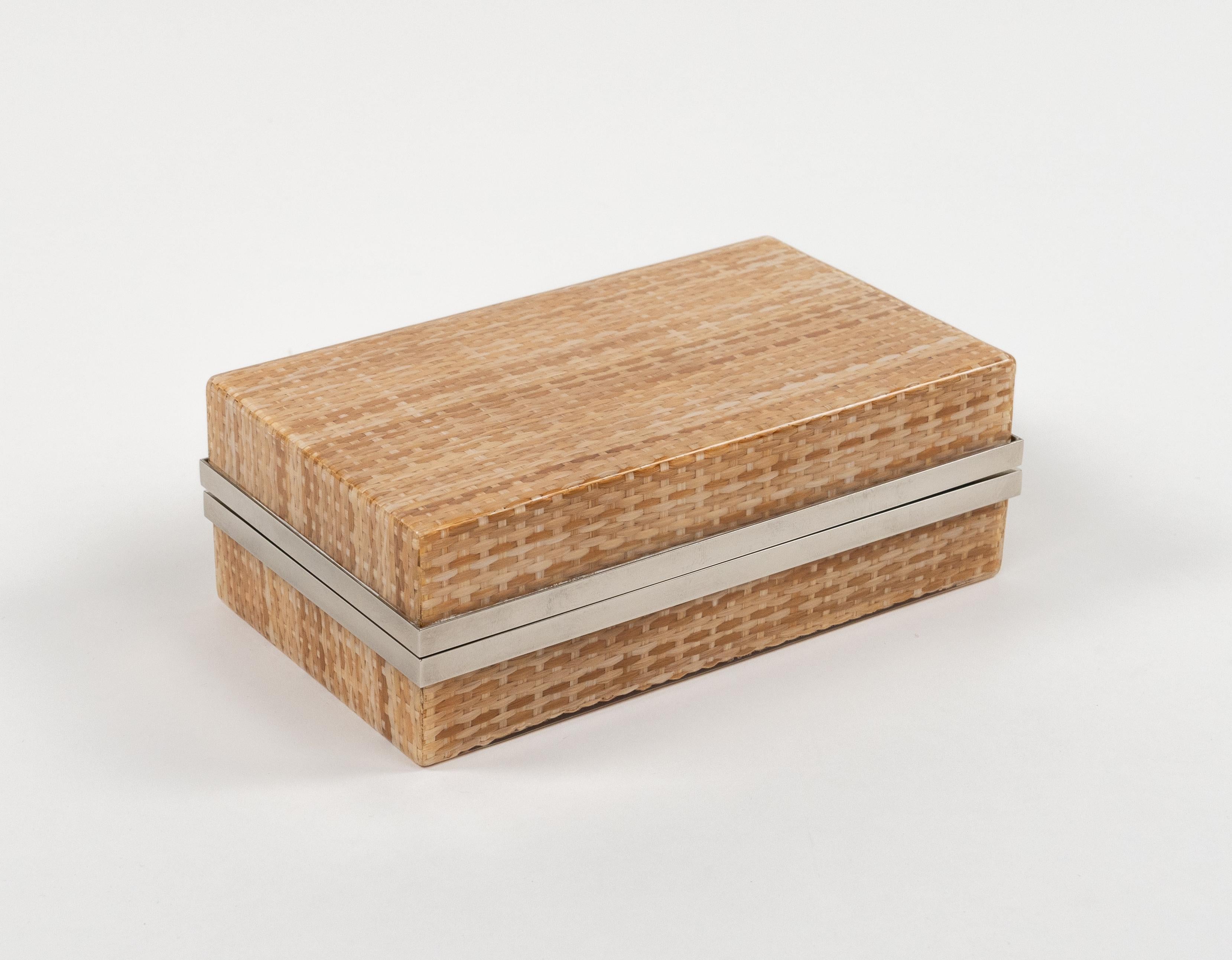 Midcentury Box in Lucite, Wicker and Chrome Christian Dior Style, Italy 1970s For Sale 4