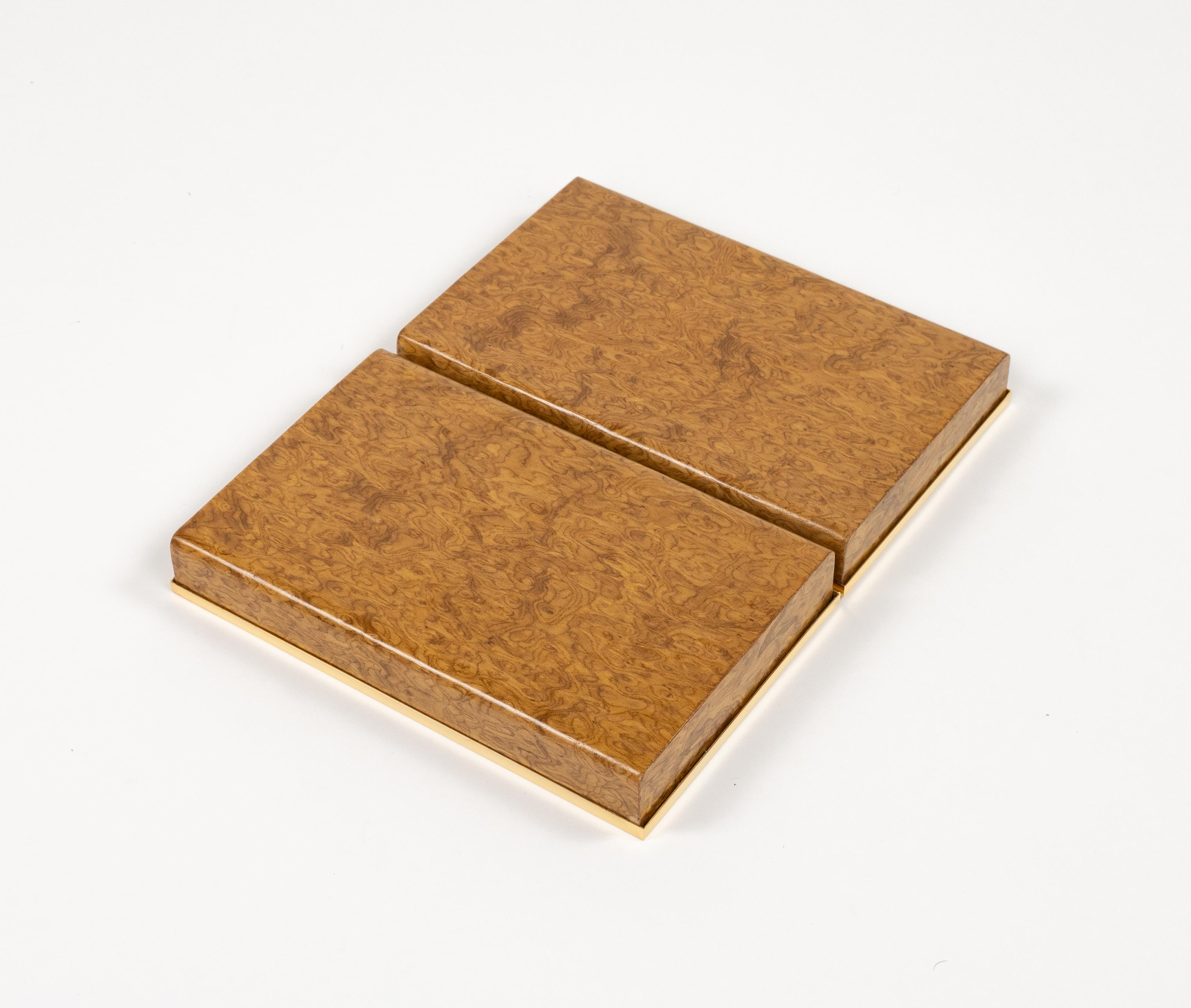 Boîte du milieu du siècle dernier en bois, laiton et acier de style Tommaso Barbi, Italie 1970 en vente 10