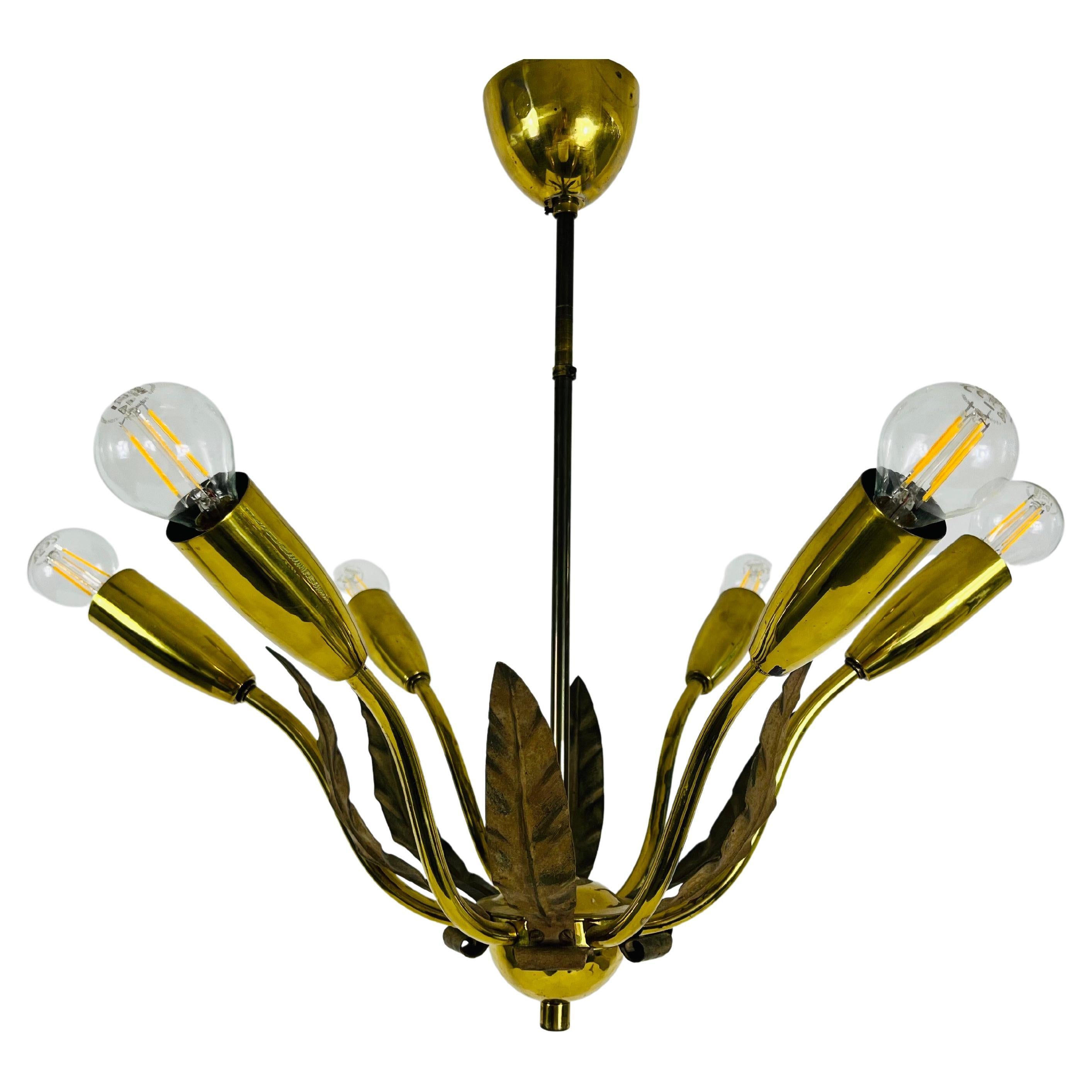 Midcentury Brass 8-Arm Sputnik Chandelier by Vereinigte Werkstätte, 1960s