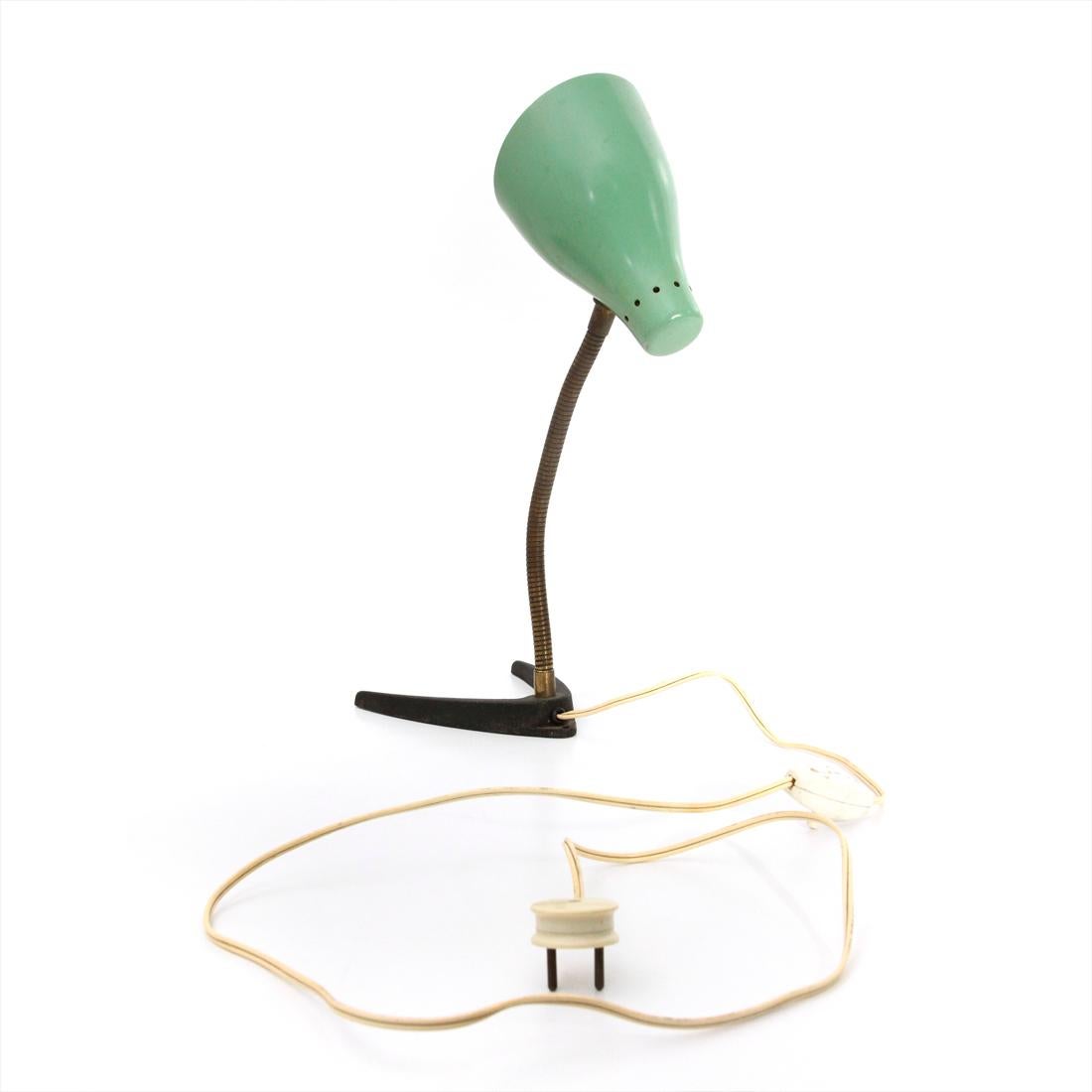Midcentury Brass and Colored Shade Italian Table Lamp, 1950s For Sale 8