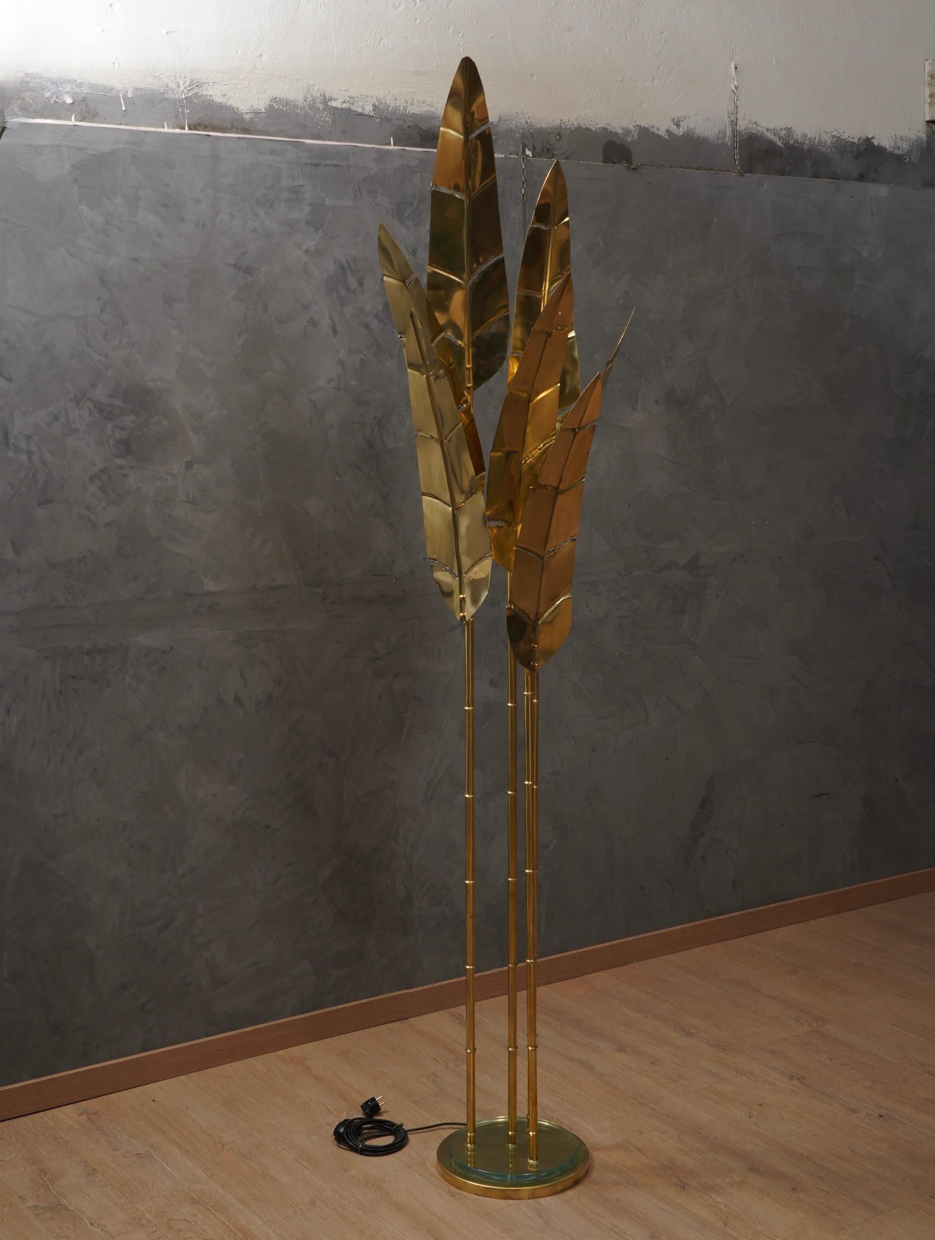 MidCentury Brass and Glass FloorLamp, 2020 In Good Condition For Sale In Rome, IT