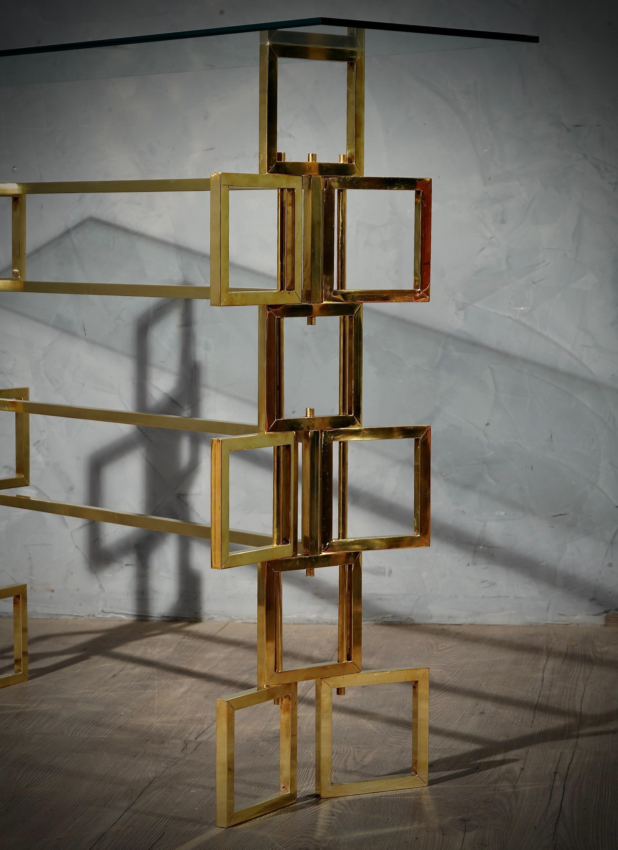 MidCentury Brass and Glass Italian Console Table, 1980 In Good Condition For Sale In Rome, IT