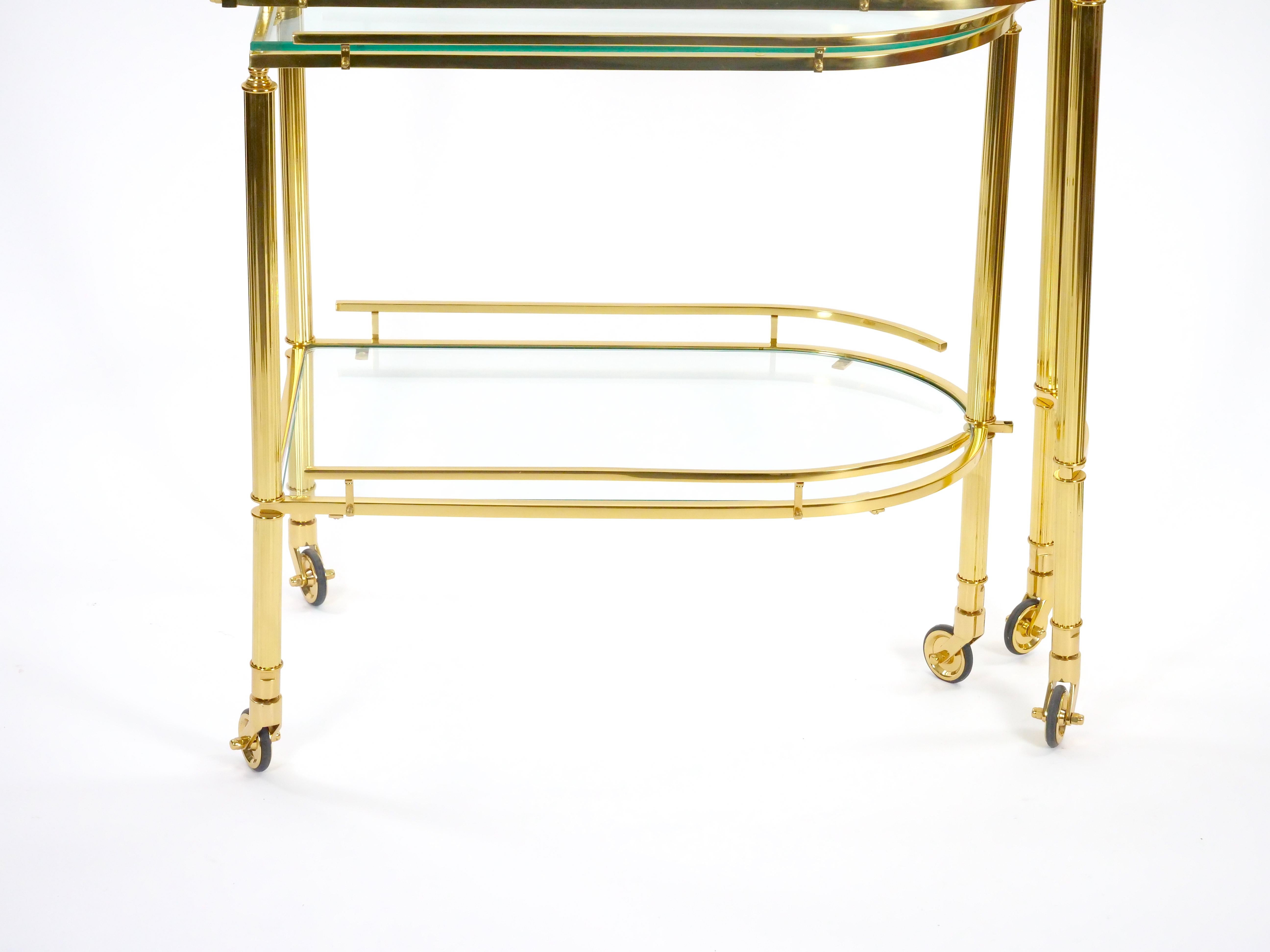 Carrito de bar basculante italiano de latón y cristal de mediados de siglo en venta 1