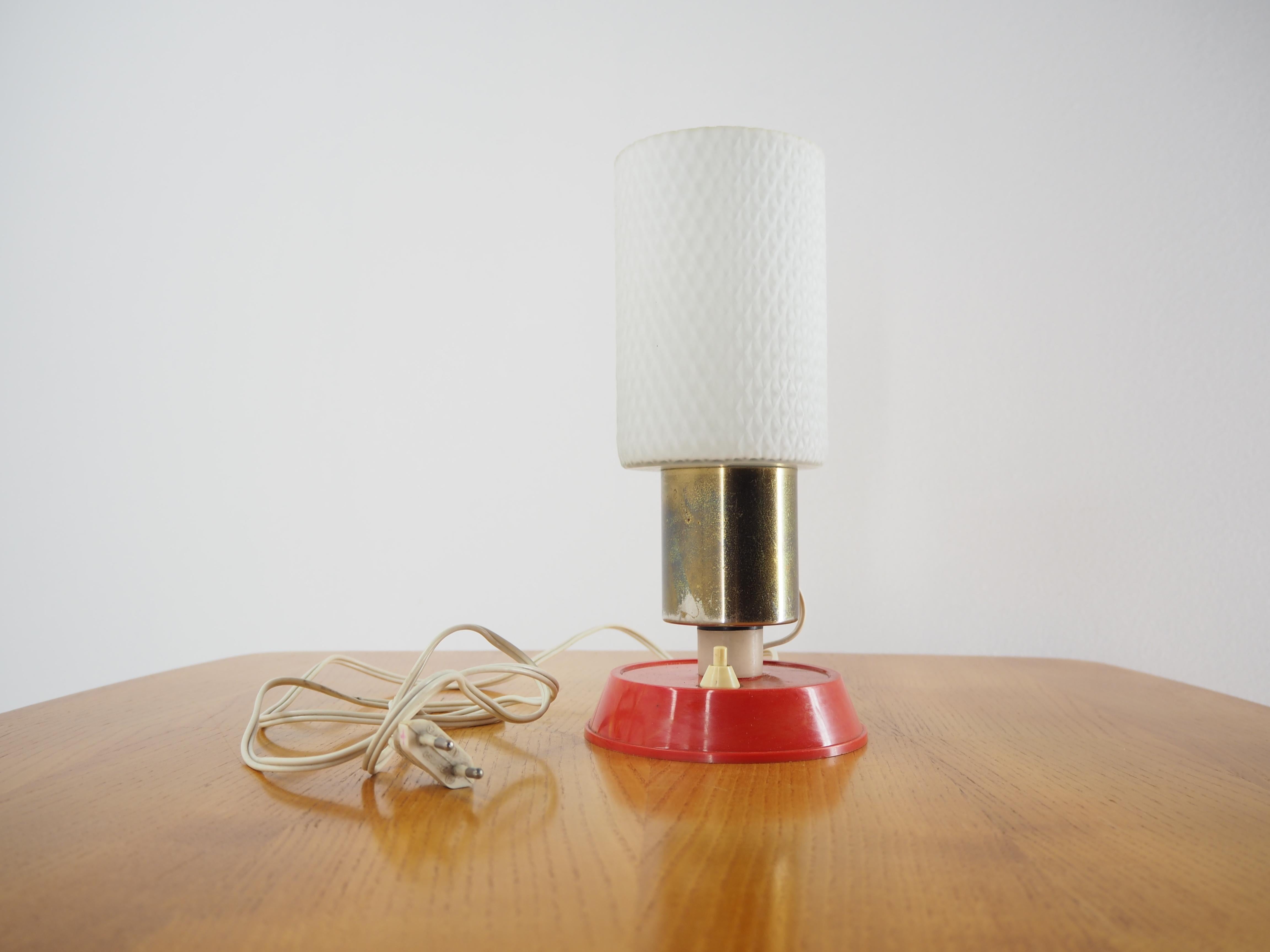 Midcentury Brass and Glass Table Lamp, Poland, 1970s For Sale 4