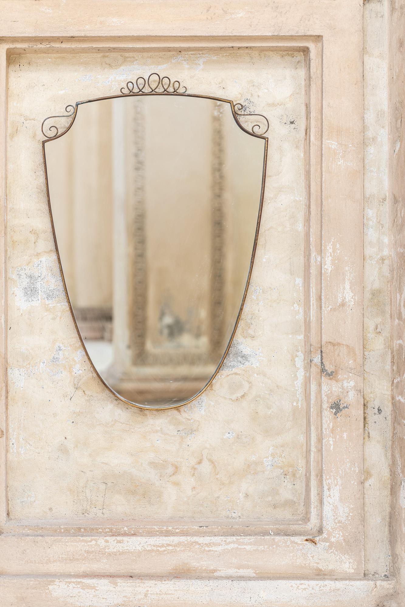 Midcentury brass and glass wall mirror in the style of Gio Ponti, Italy 1950  4