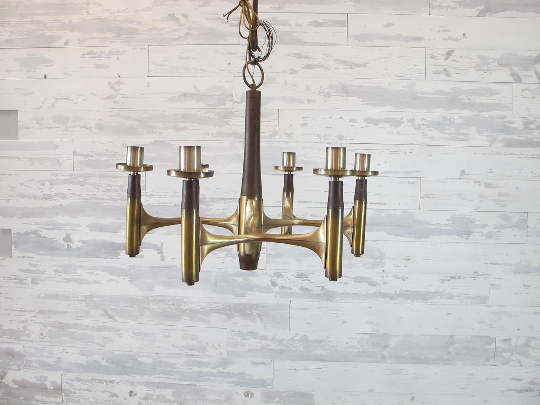 Midcentury Brass and Wood Chandelier 5