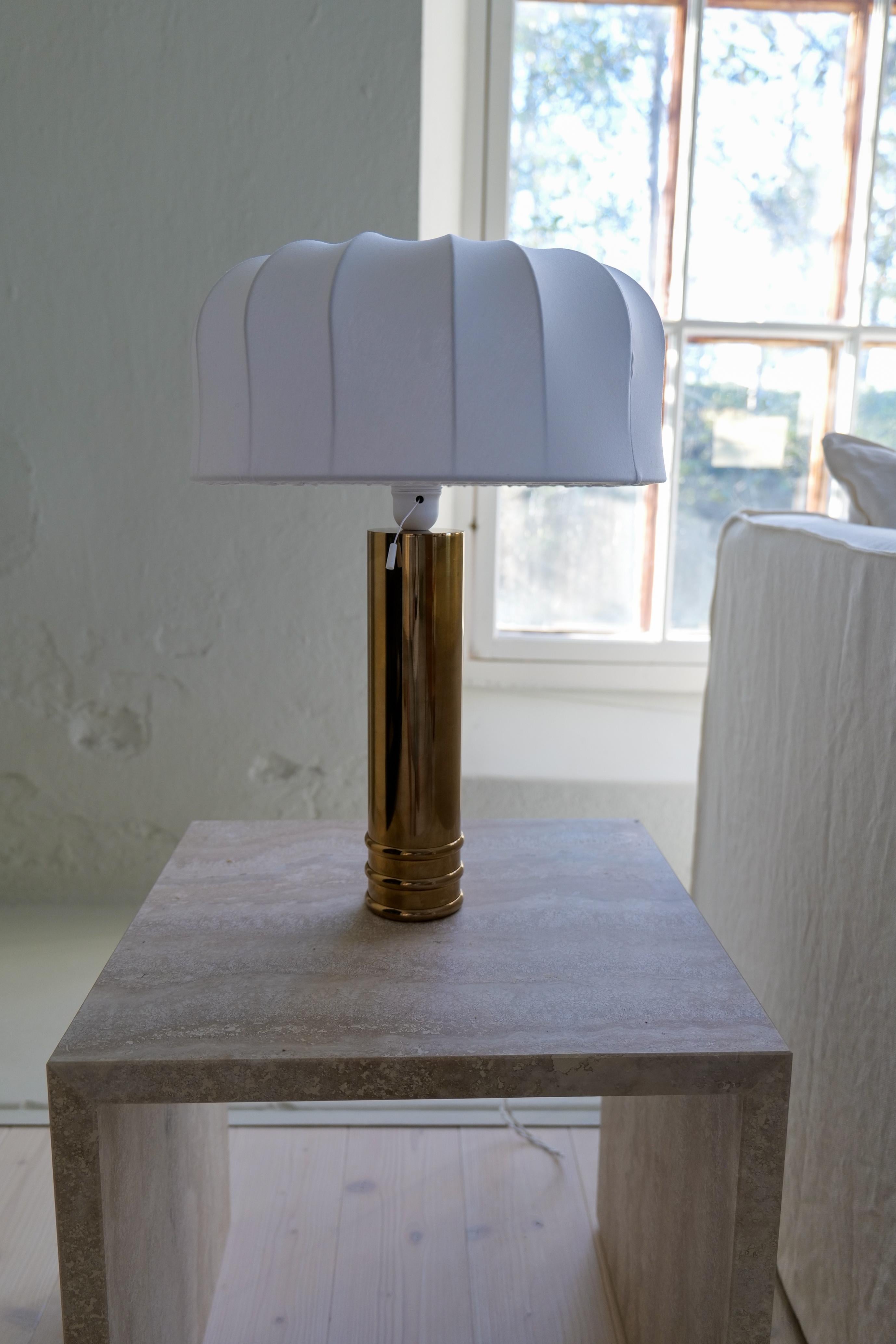 Midcentury Brass Bergboms B-09 Table Lamp, 1960s, Sweden Moderno de mediados de siglo en venta