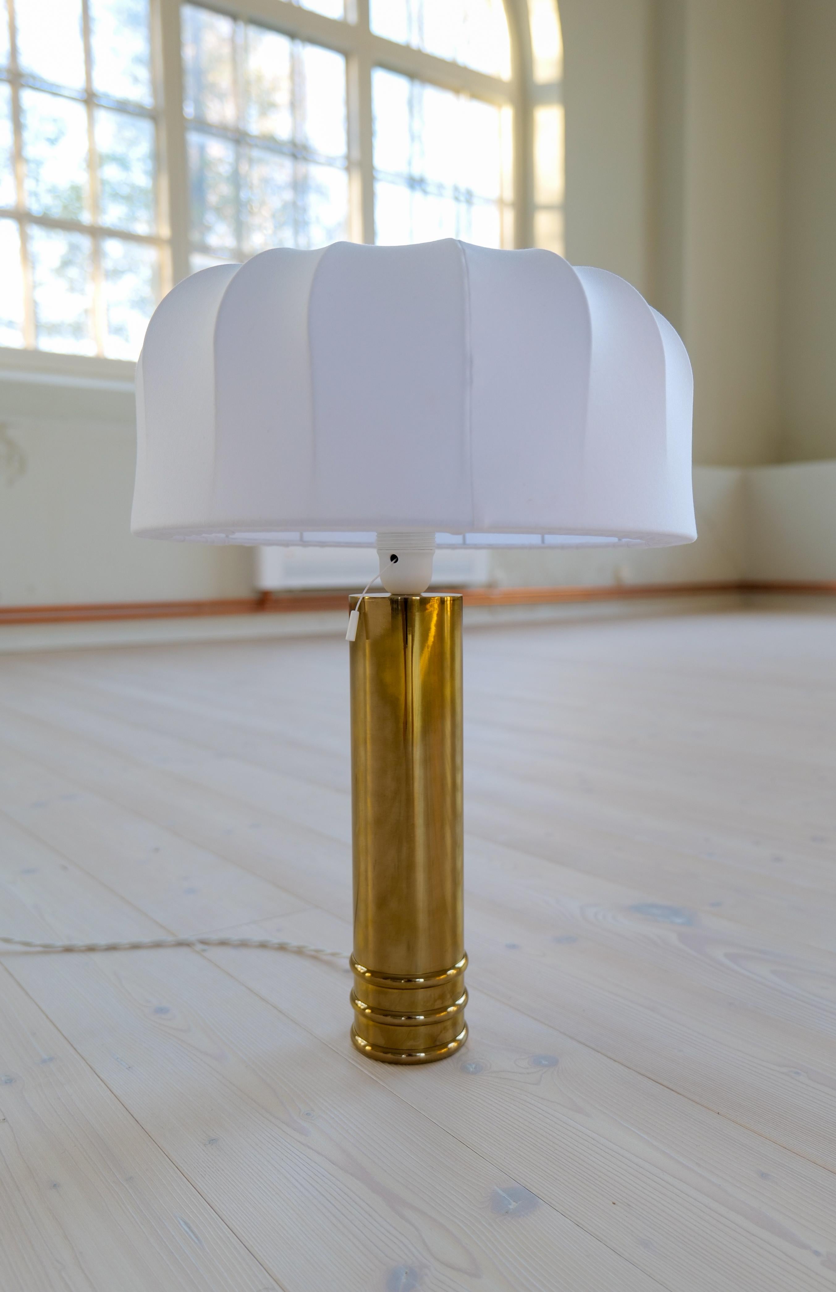 Midcentury Brass Bergboms B-09 Table Lamp, 1960s, Sweden en venta 1