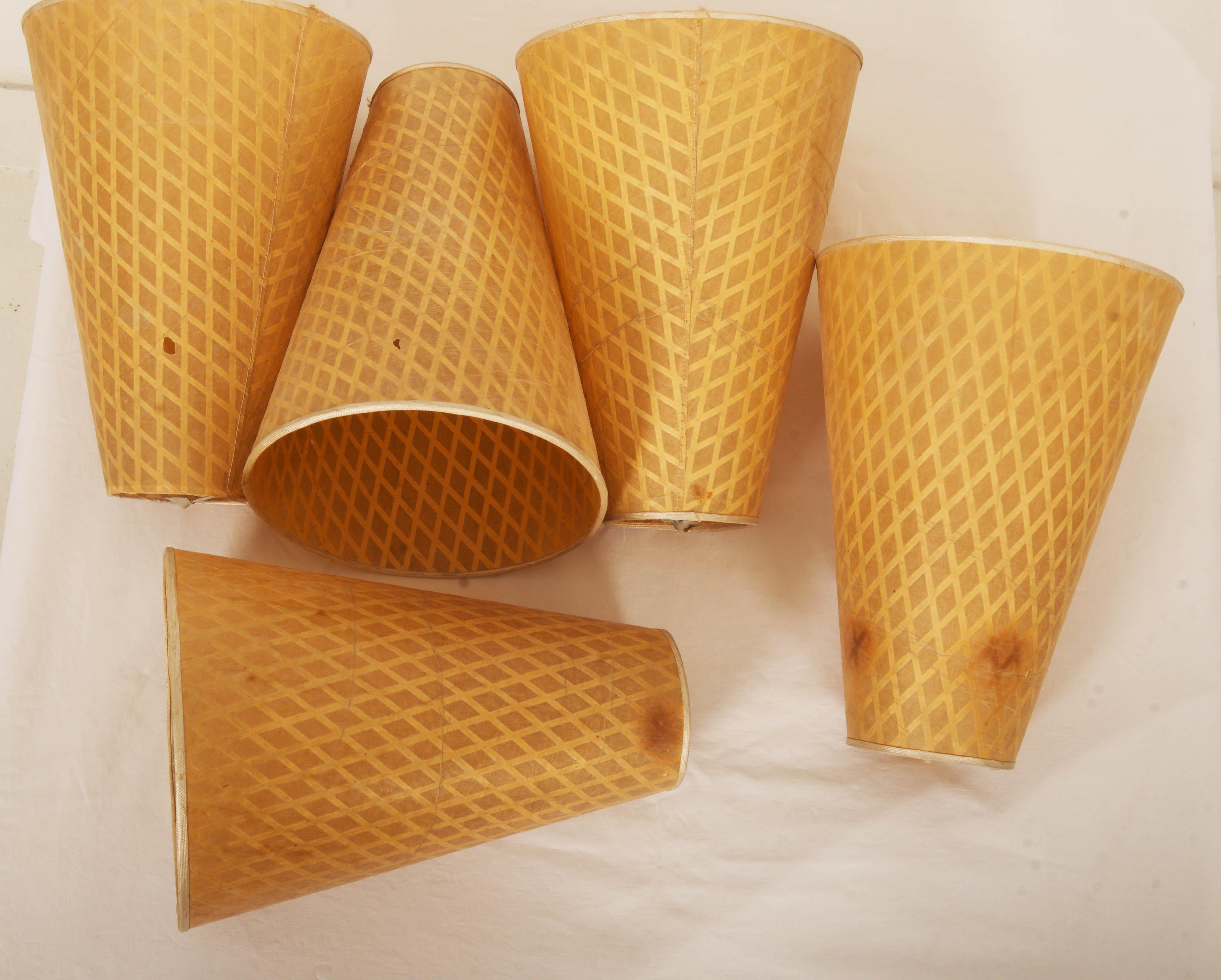 Lampadario in ottone del Medioevo di Rupert Nikoll in vendita 3