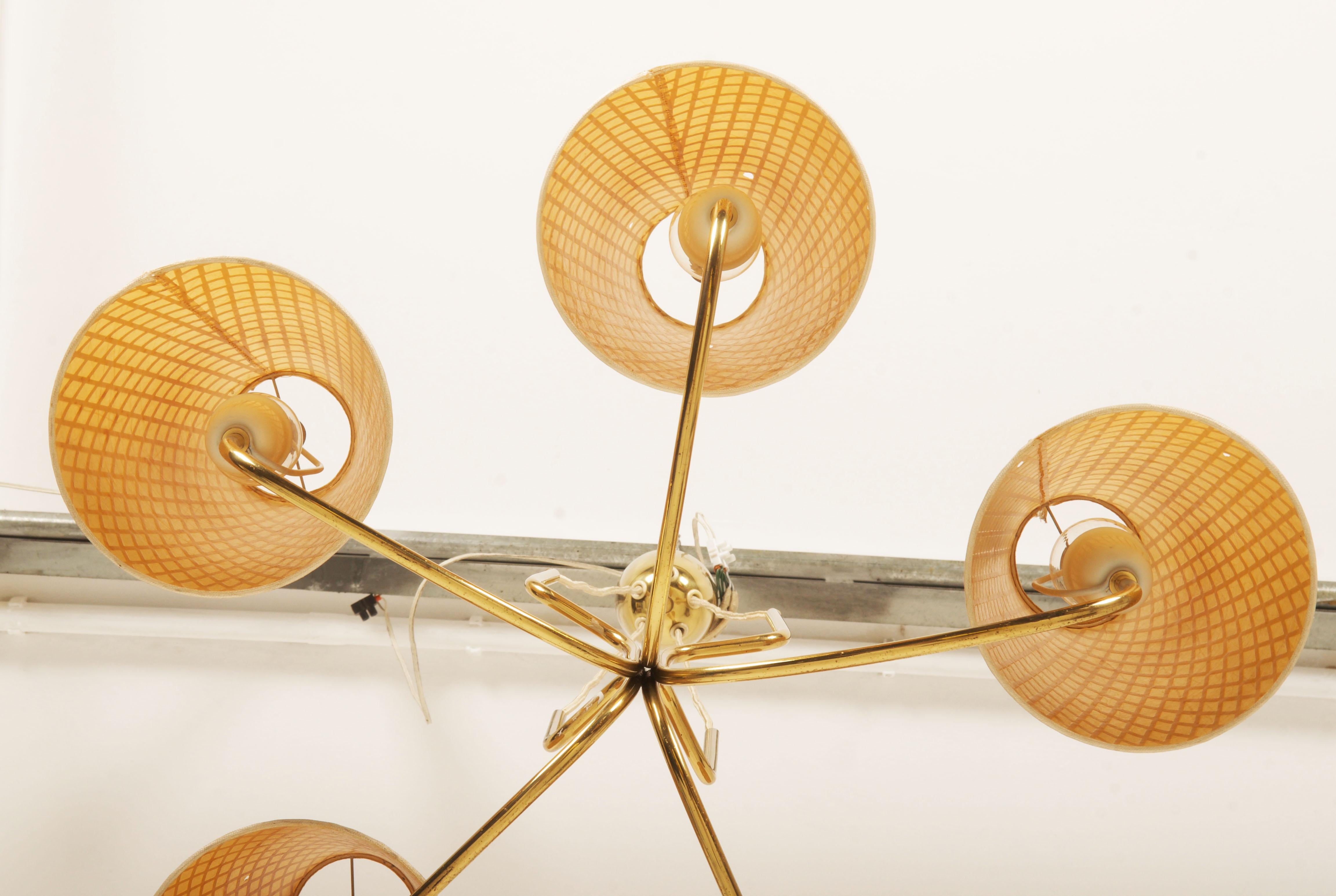 Lampadario in ottone del Medioevo di Rupert Nikoll In condizioni buone in vendita a Vienna, AT