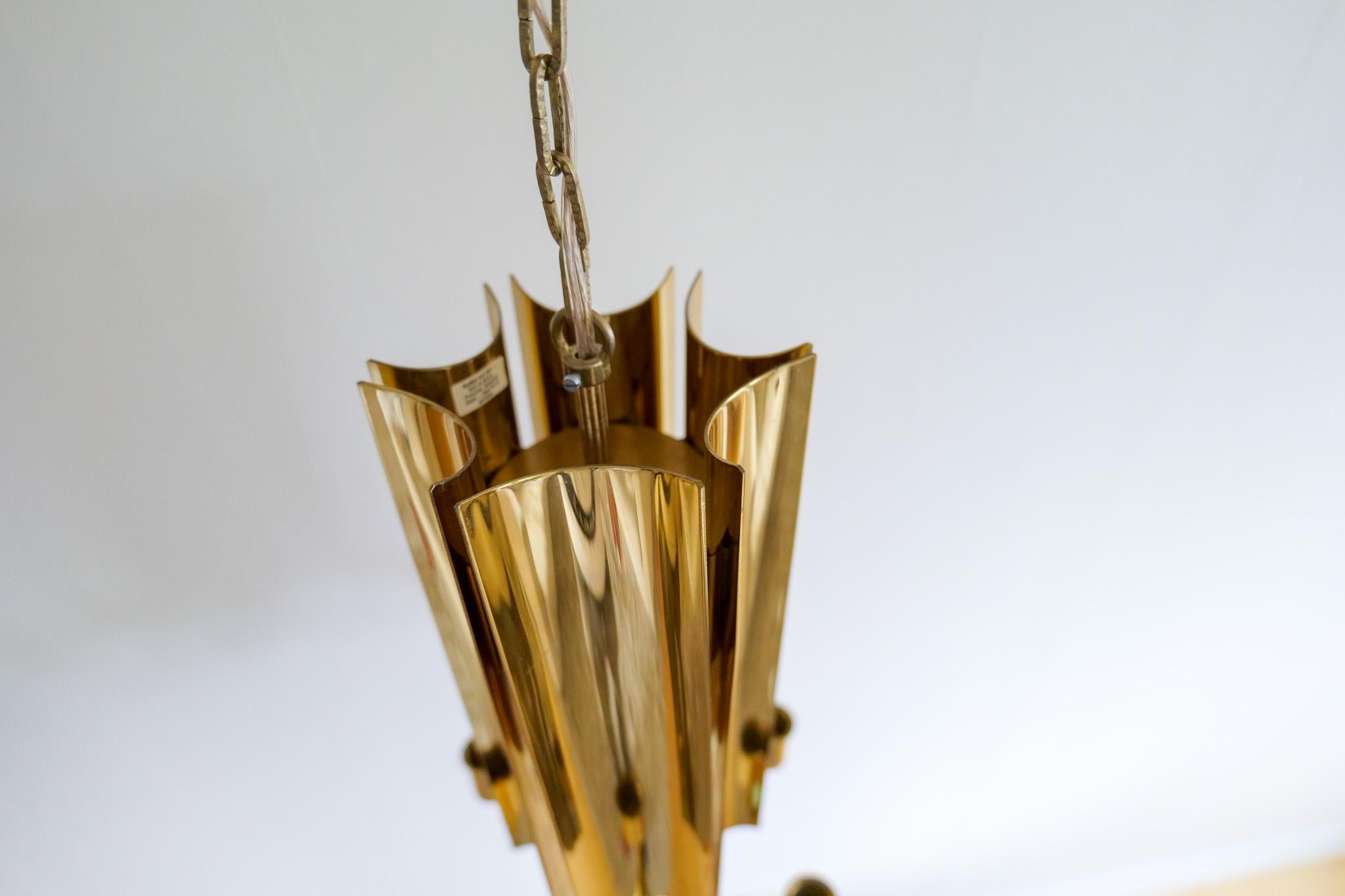 Midcentury Modern Brass Chandelier Reflex Pierre Forssell Skultuna, Sweden In Good Condition For Sale In Hillringsberg, SE