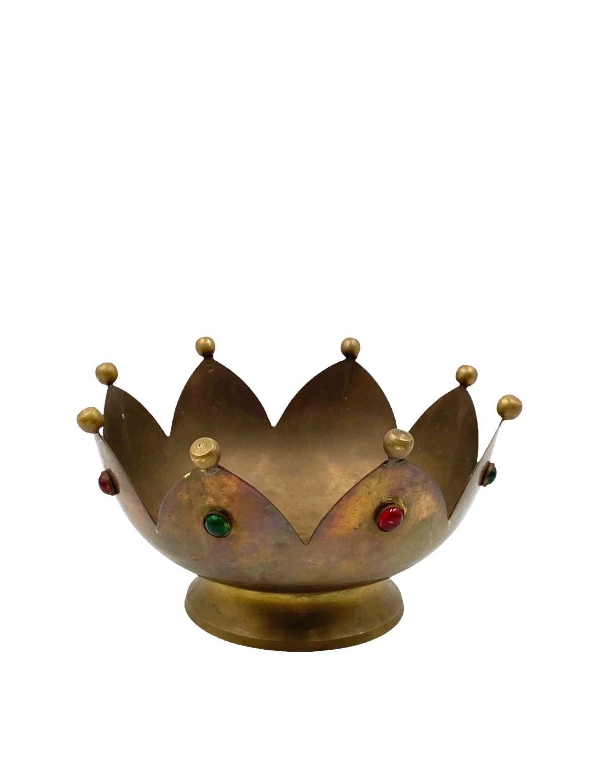 Midcentury brass crown shaped ashtray / vide poche, France 1960s 6