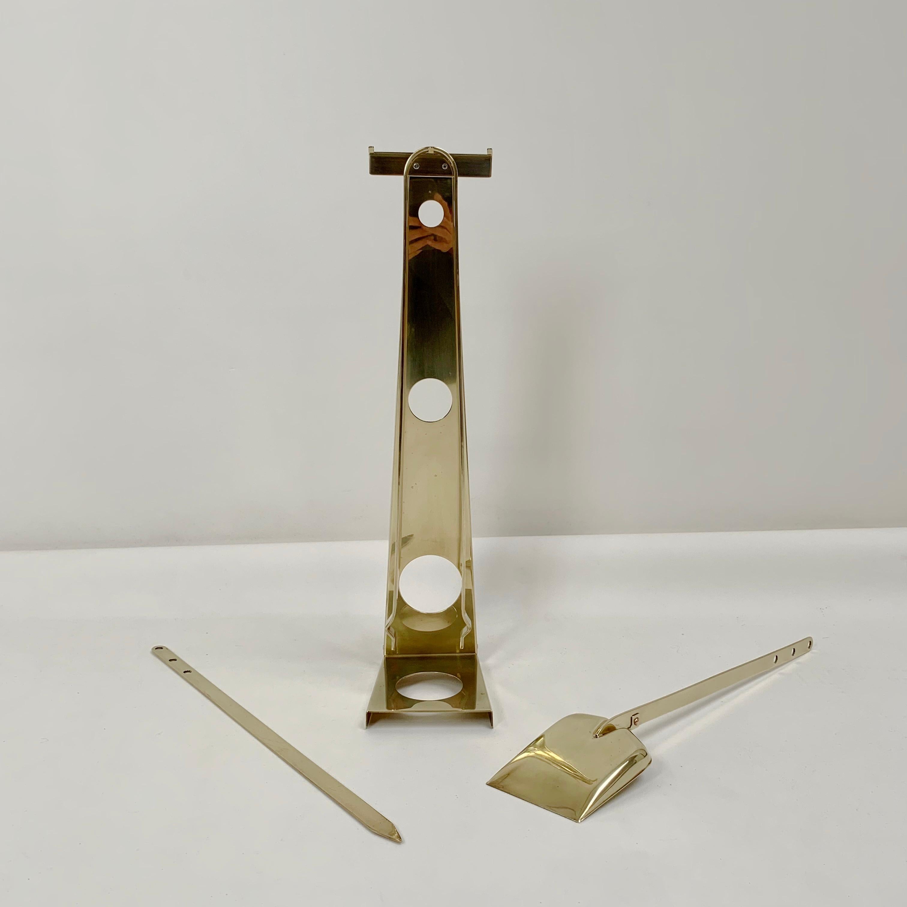 Midcentury Brass Fireplace Tools, circa 1960, Italy For Sale 5
