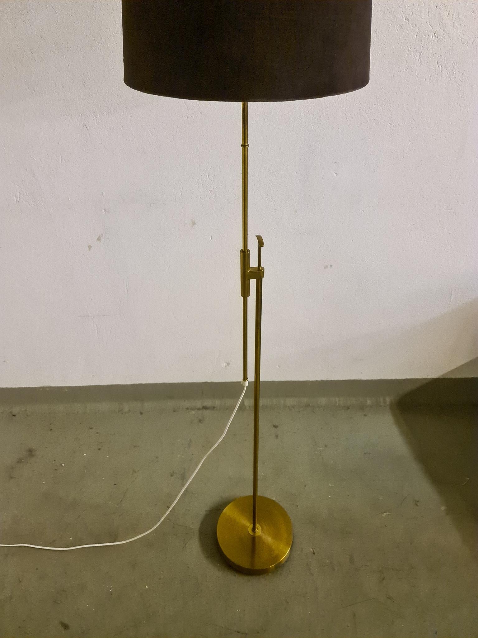 Swedish Midcentury Brass Floor Lamp Falkenbergs Belysning, Sweden, 1960s For Sale