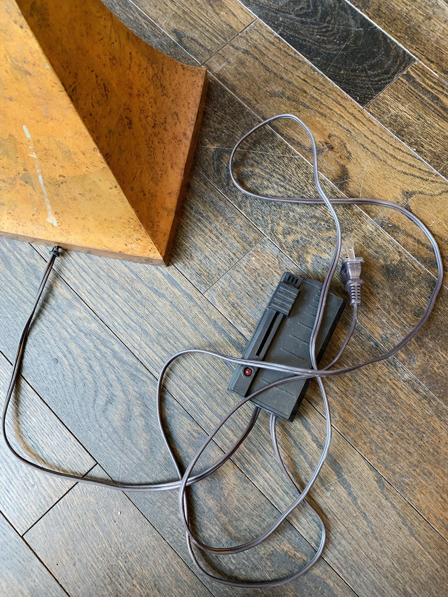 Lampadaire en laiton du milieu du siècle en vente 4